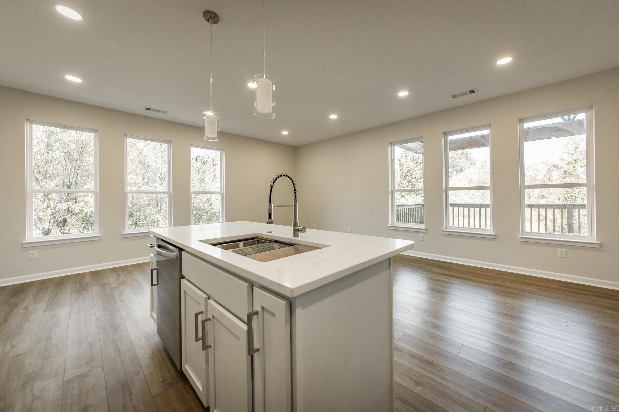 31 N Winkley Shoals Cove Heber Springs, AR 72543