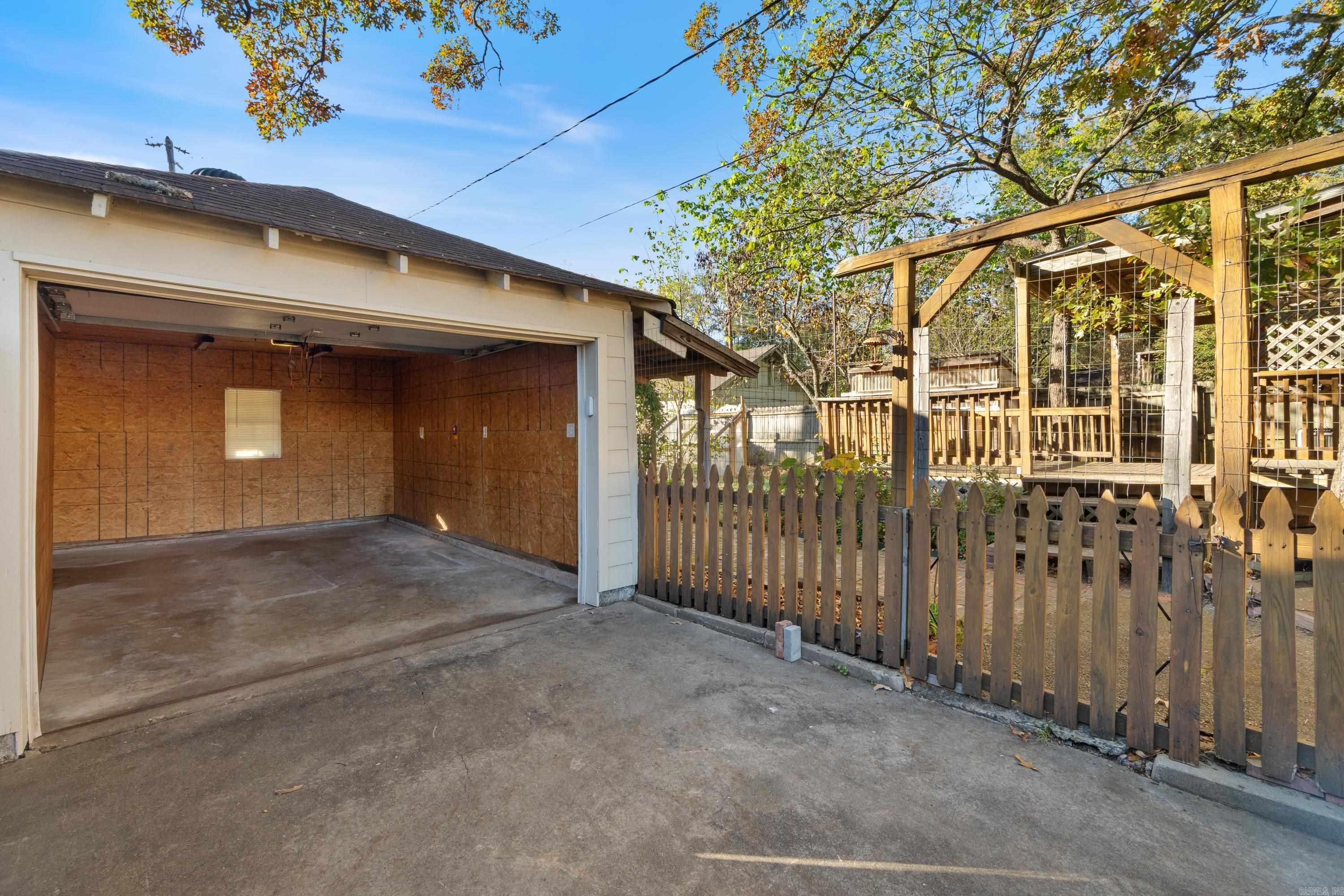 222 Valmar  Little Rock, AR