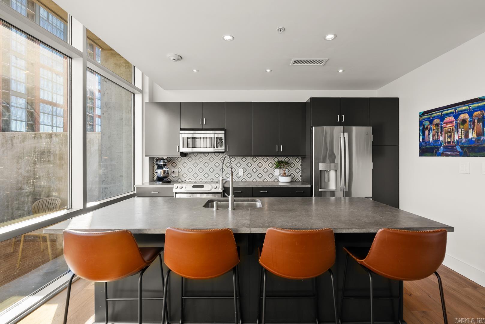 300 E 3rd 506 Little Rock, AR