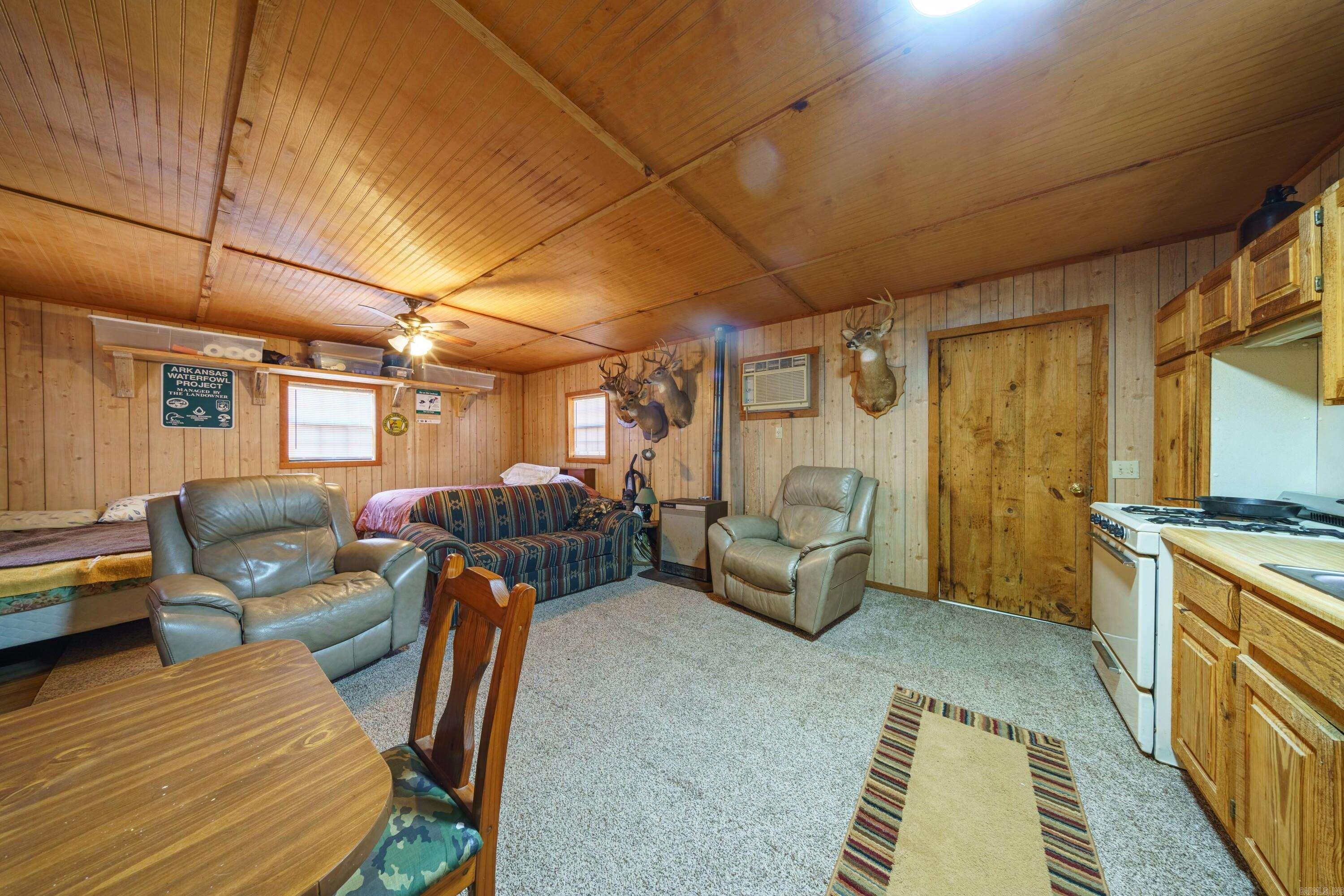  Easy K Rd  Franklin, AR