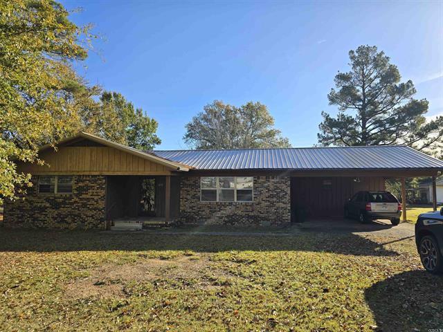 473  Newborn St  Waldron, AR