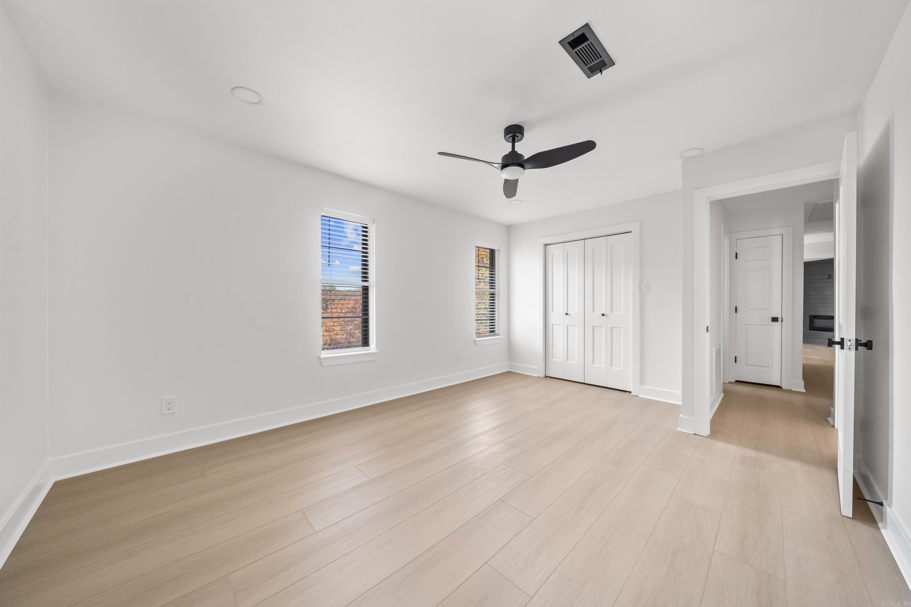 10 Castle Hill Court Little Rock, AR 72227