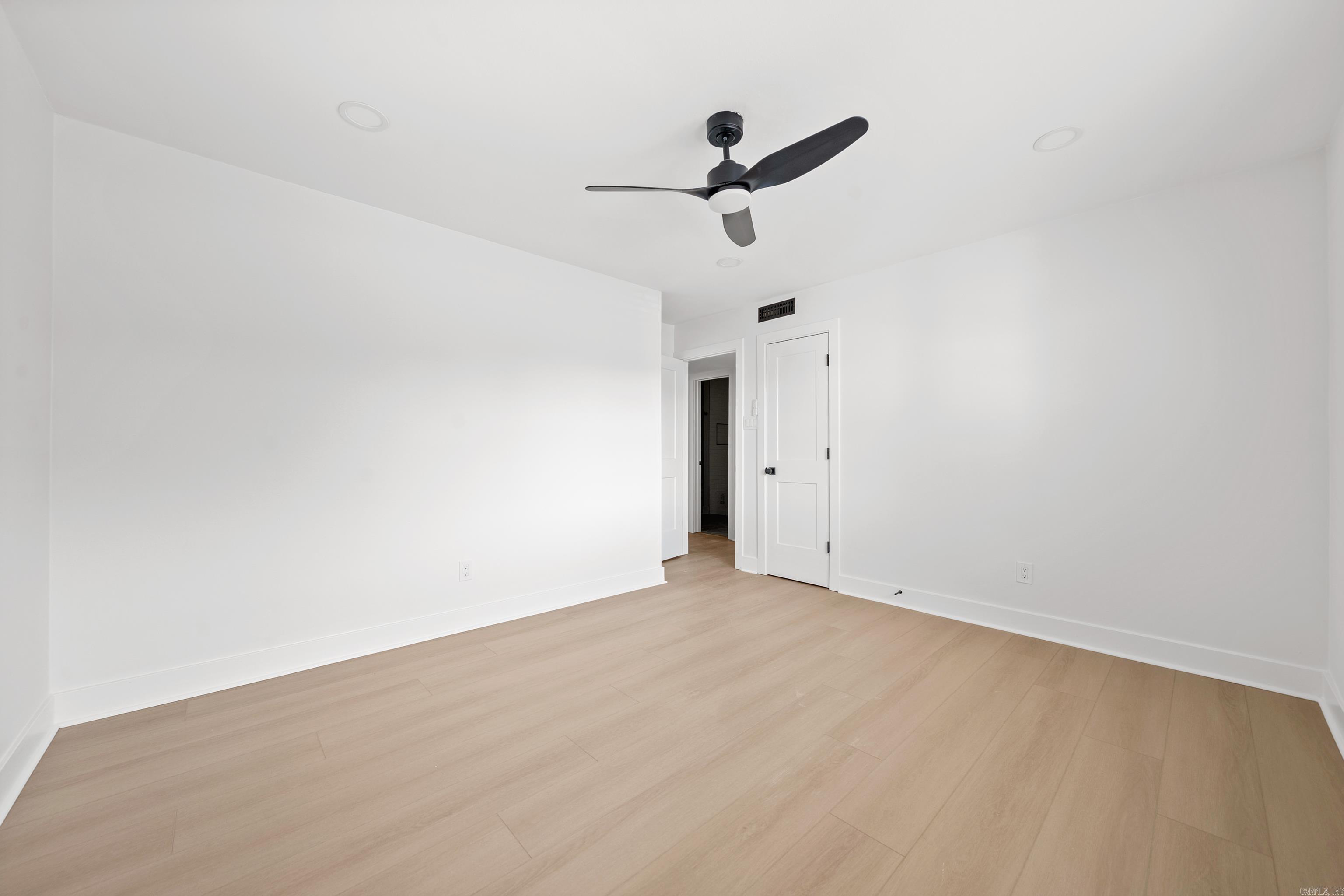 10 Castle Hill Court Little Rock, AR 72227