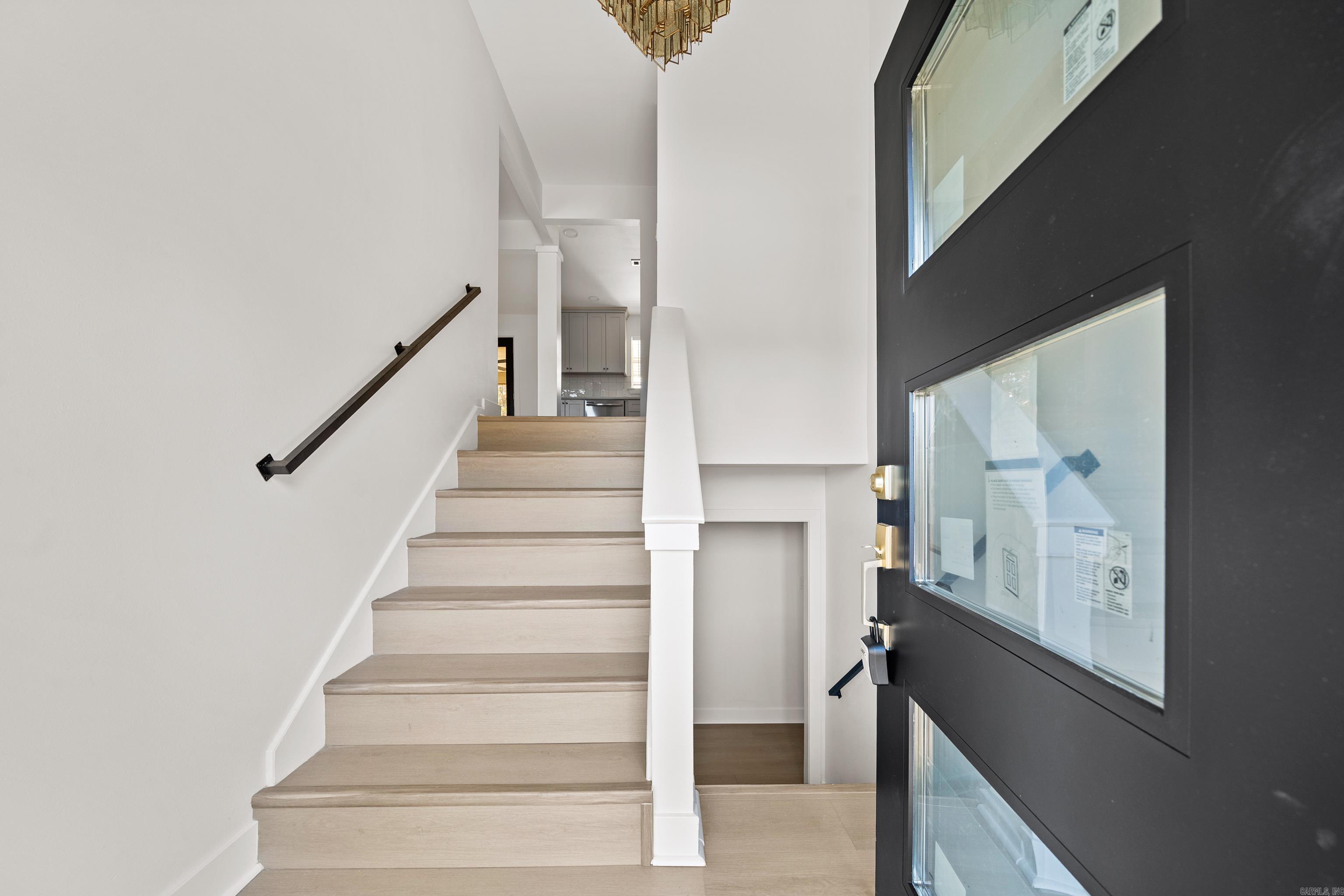 10 Castle Hill Court Little Rock, AR 72227