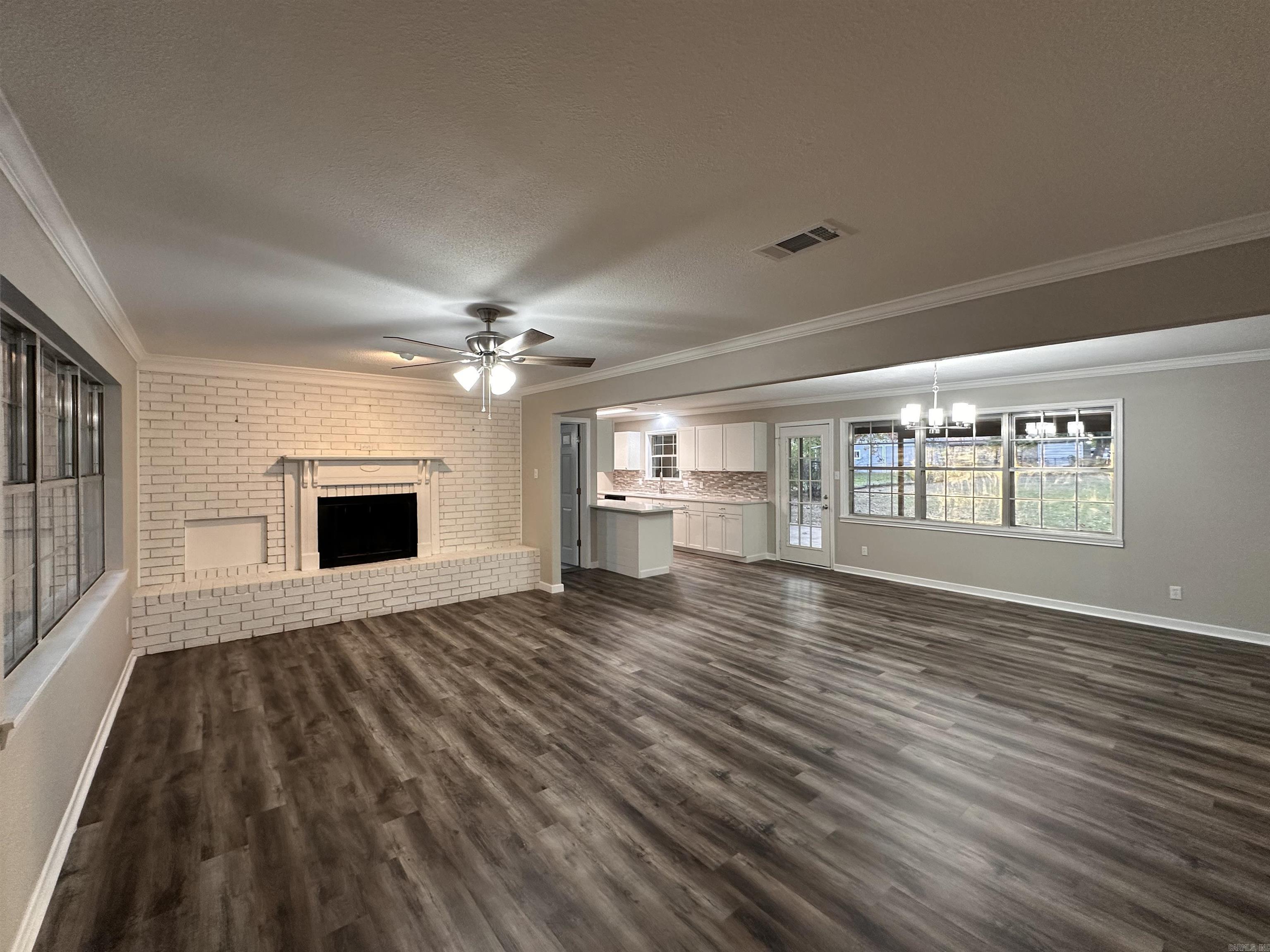 101 Sierra Madre  Texarkana, TX