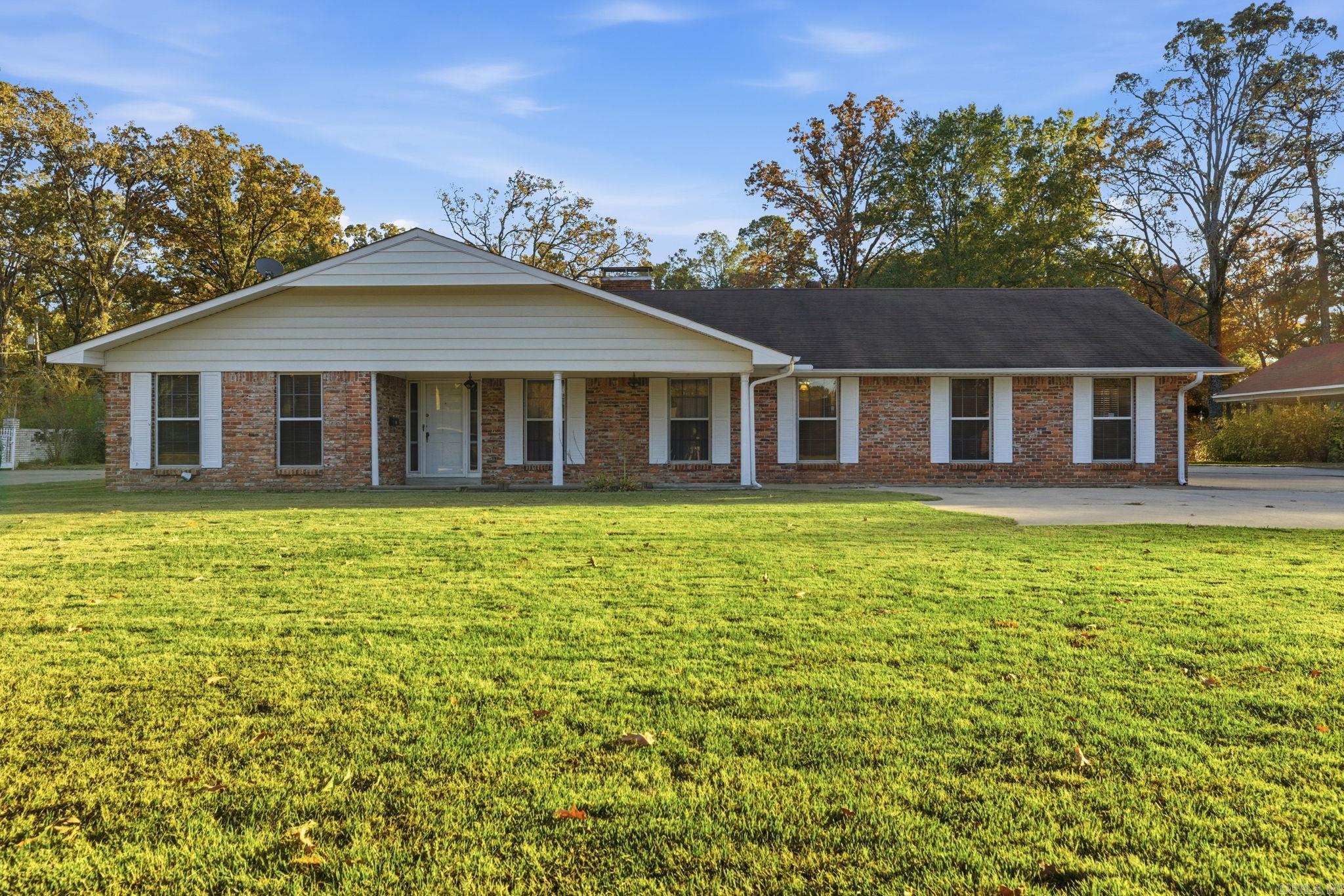 2002 W 42Nd Ave Pine Bluff, AR 71603