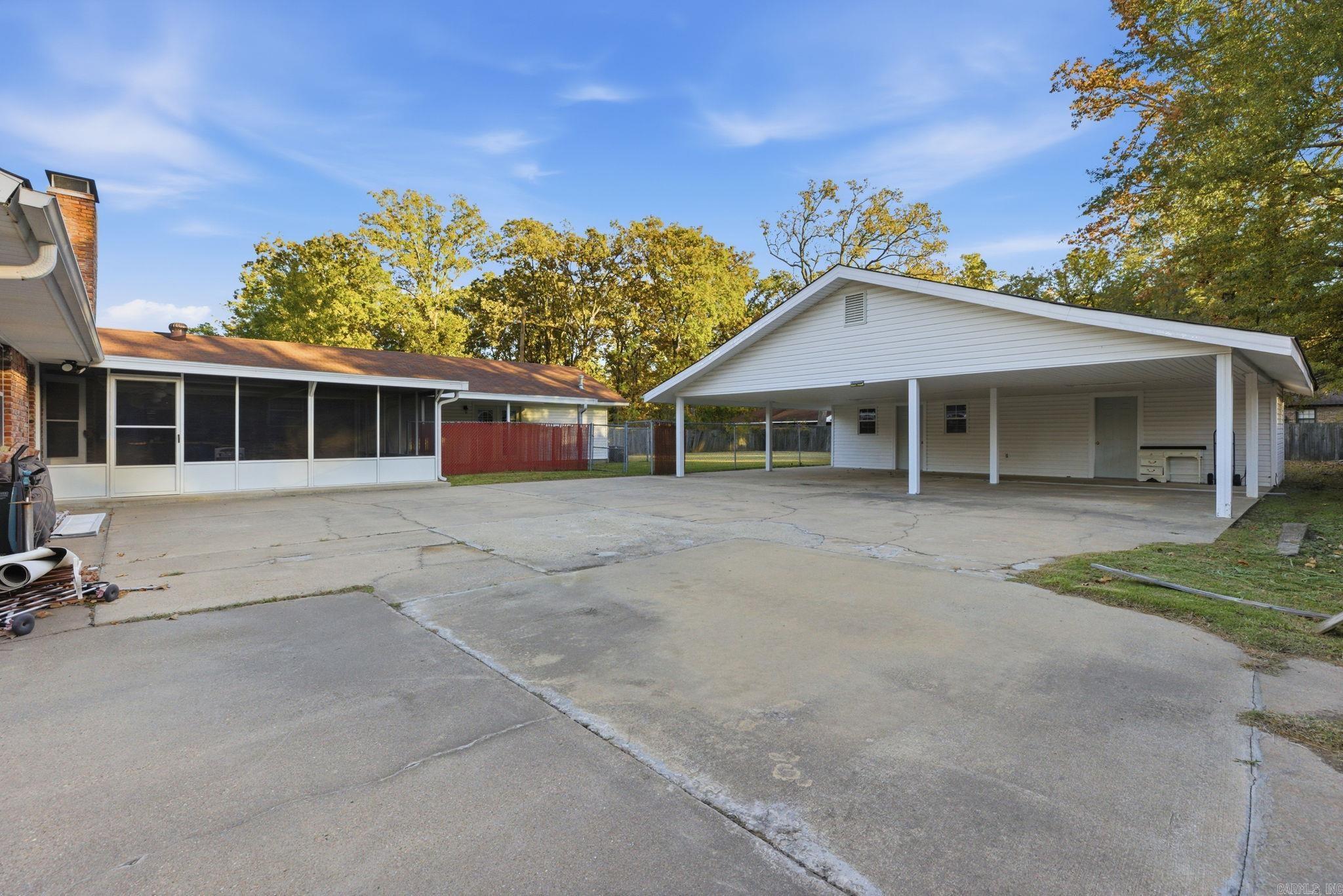 2002 W 42Nd Ave Pine Bluff, AR 71603