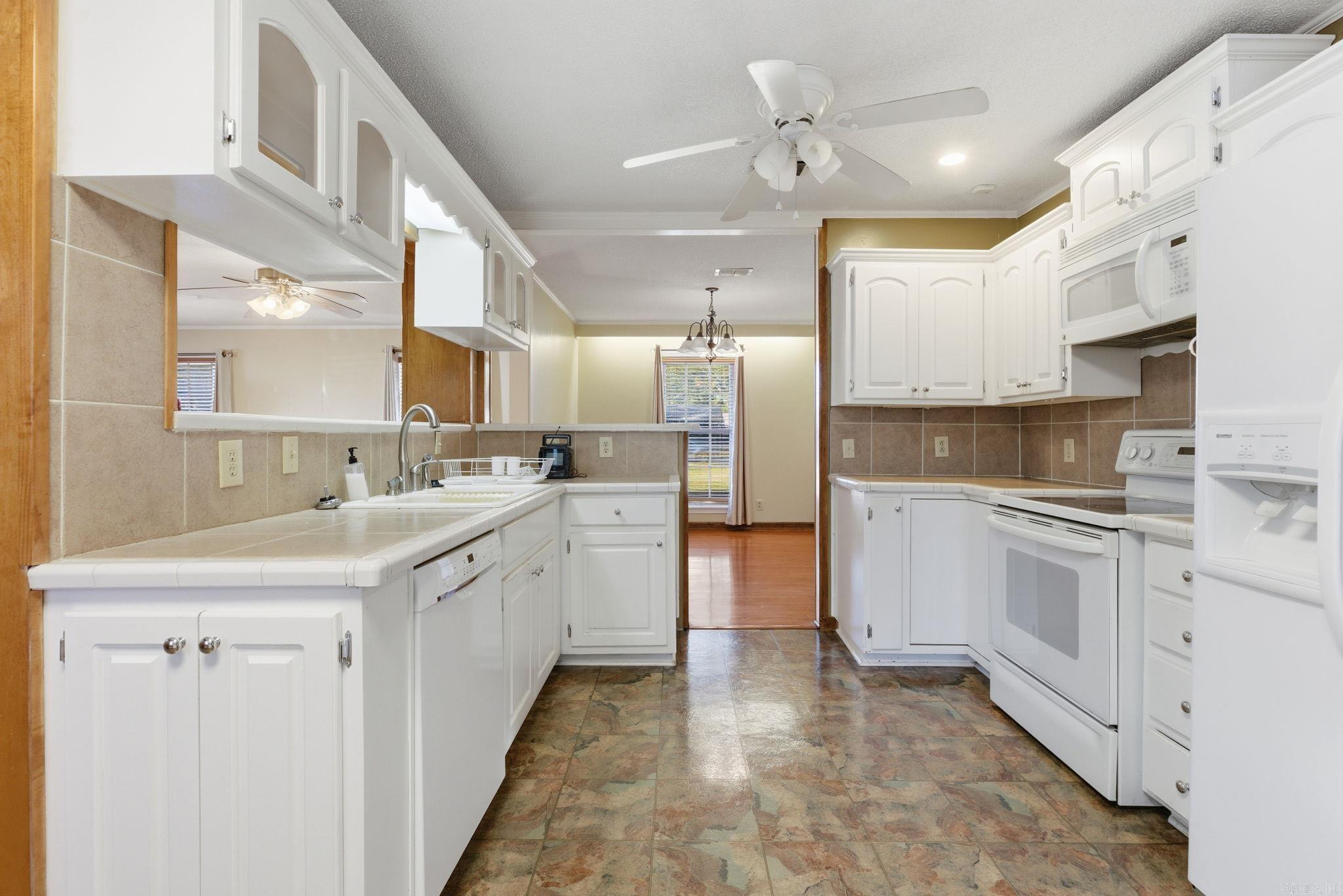 2002 W 42Nd Ave Pine Bluff, AR 71603