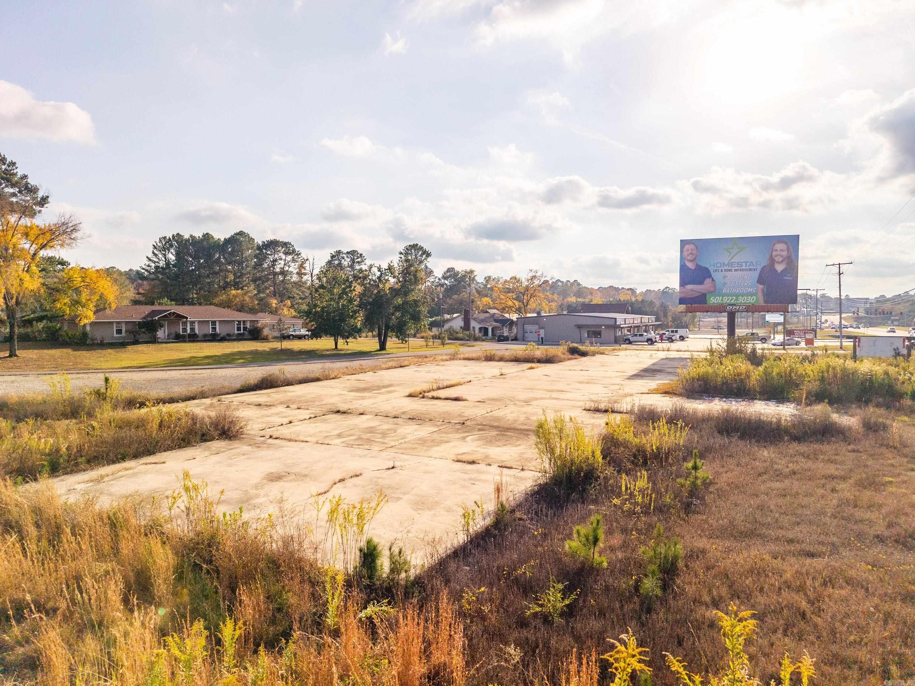 2467 Airport  Hot Springs, AR