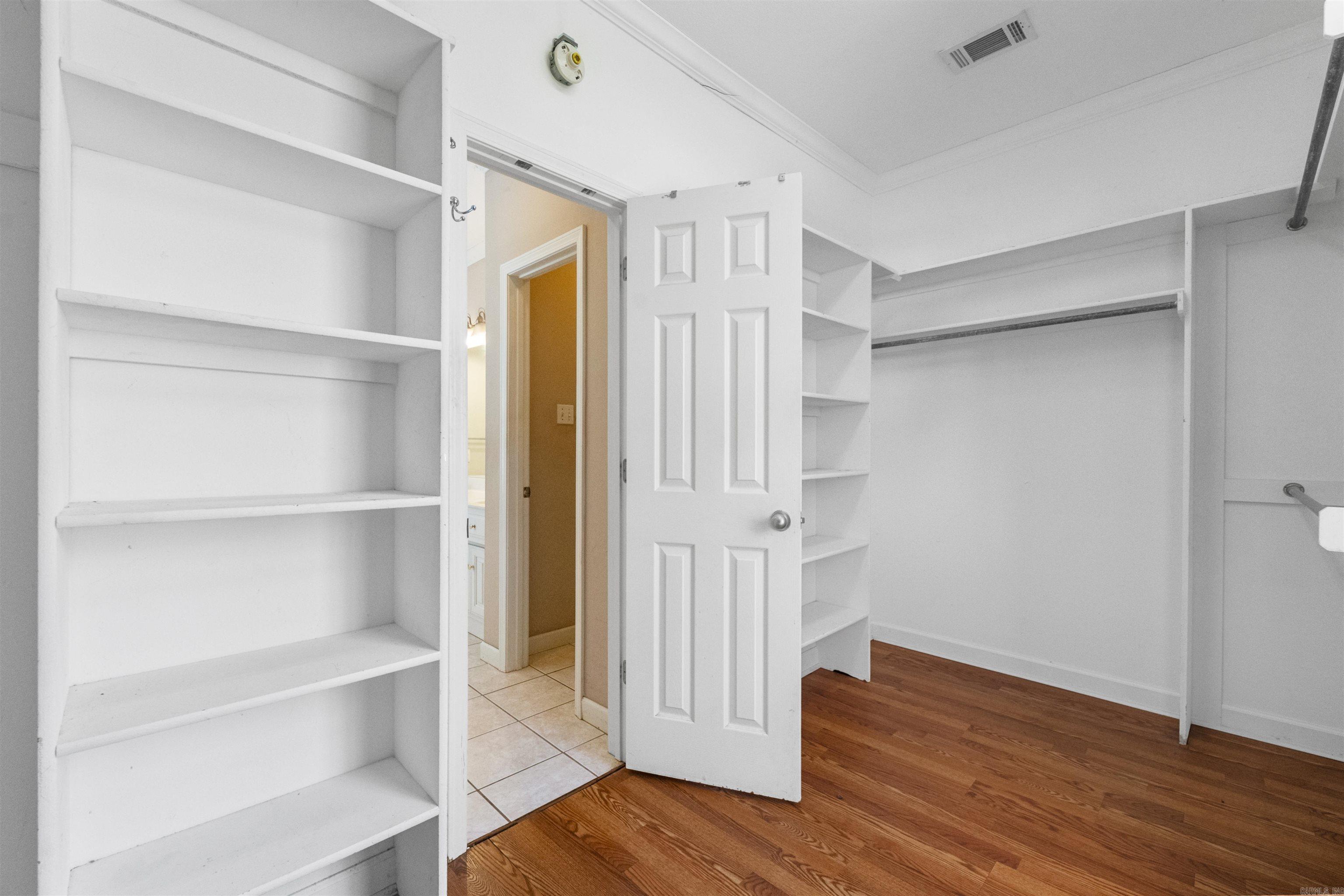 7001 Park Meadows  Sherwood, AR