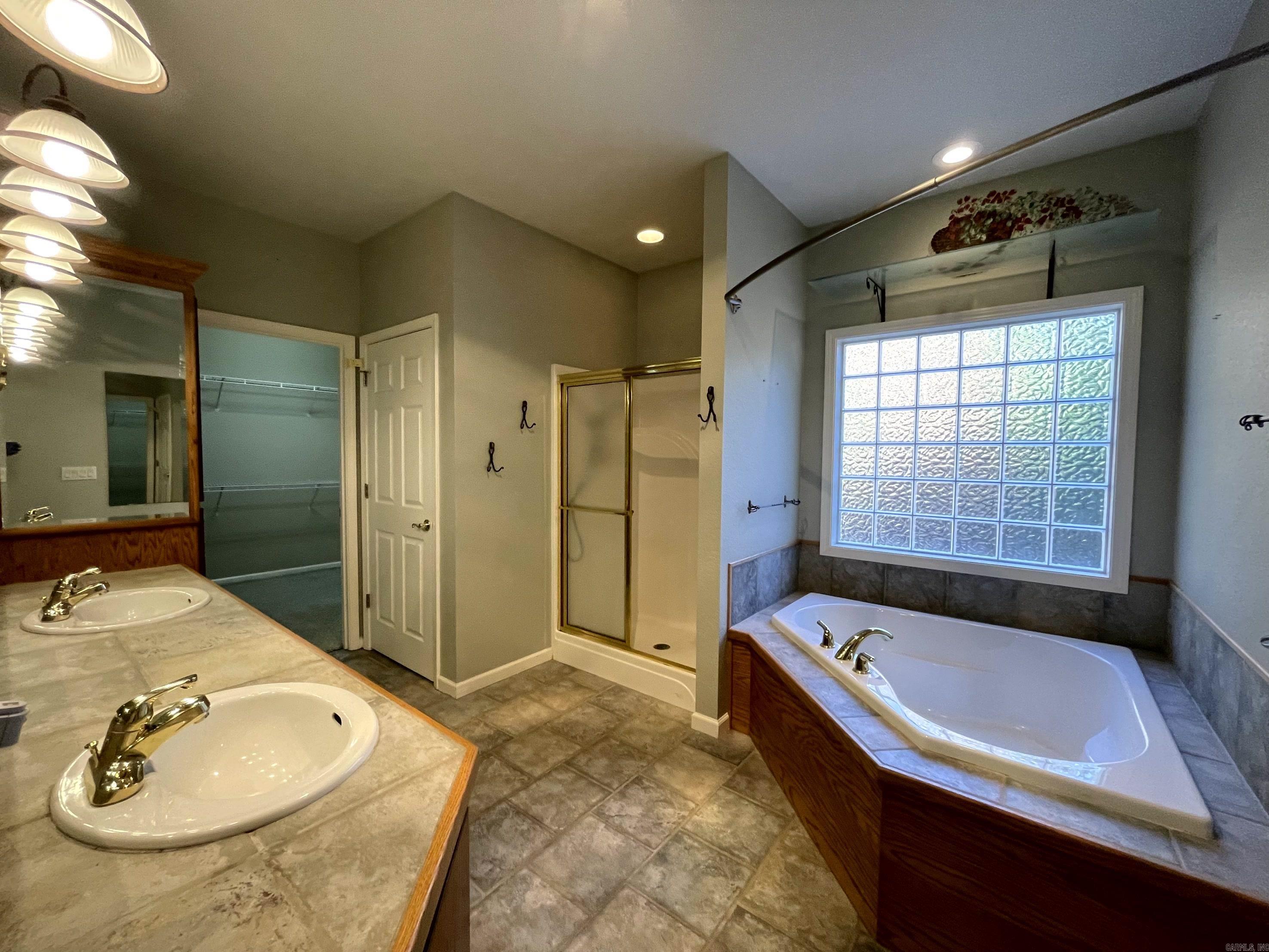 7 Resplandor  Hot Springs Village, AR