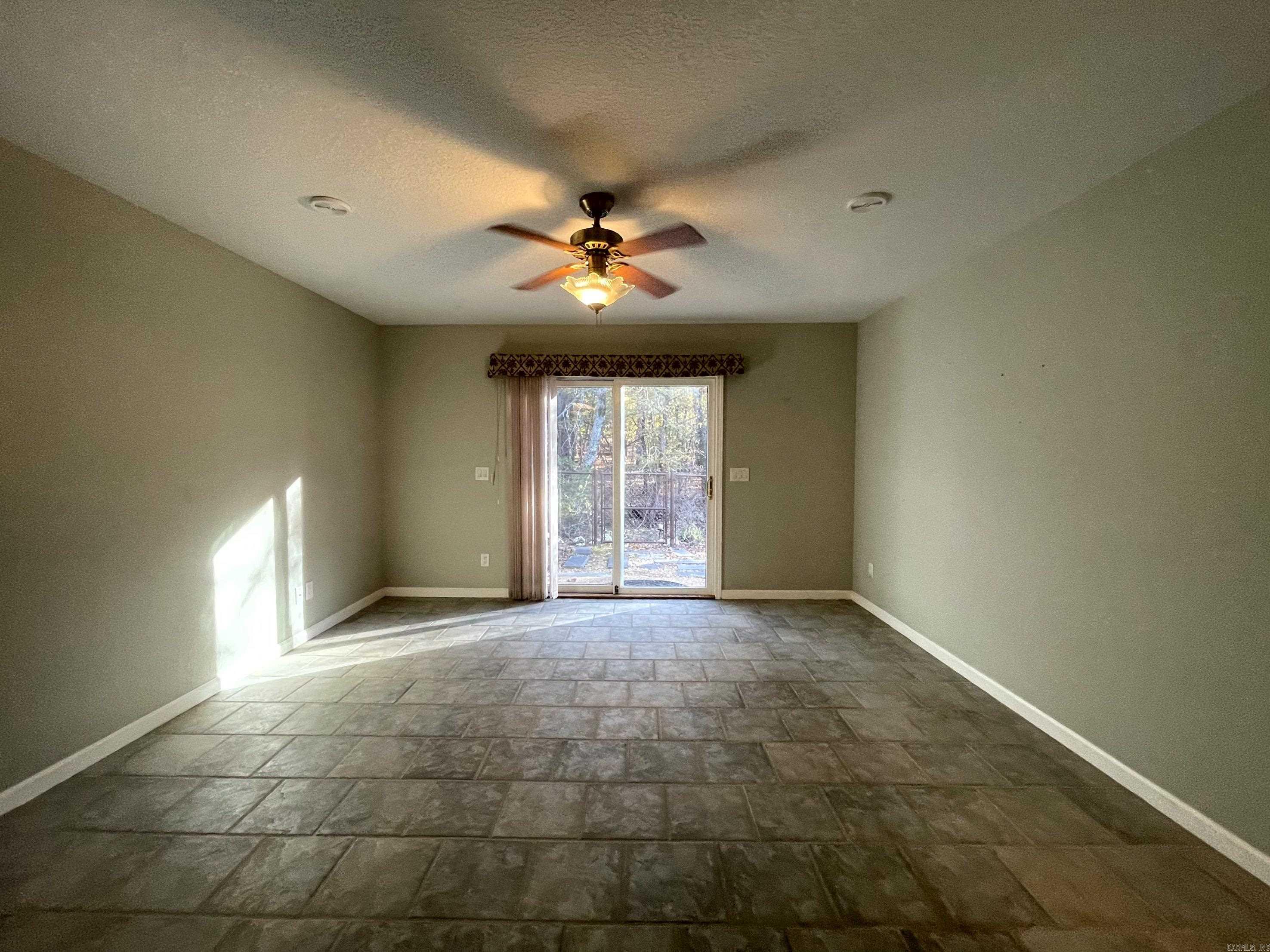 7 Resplandor  Hot Springs Village, AR