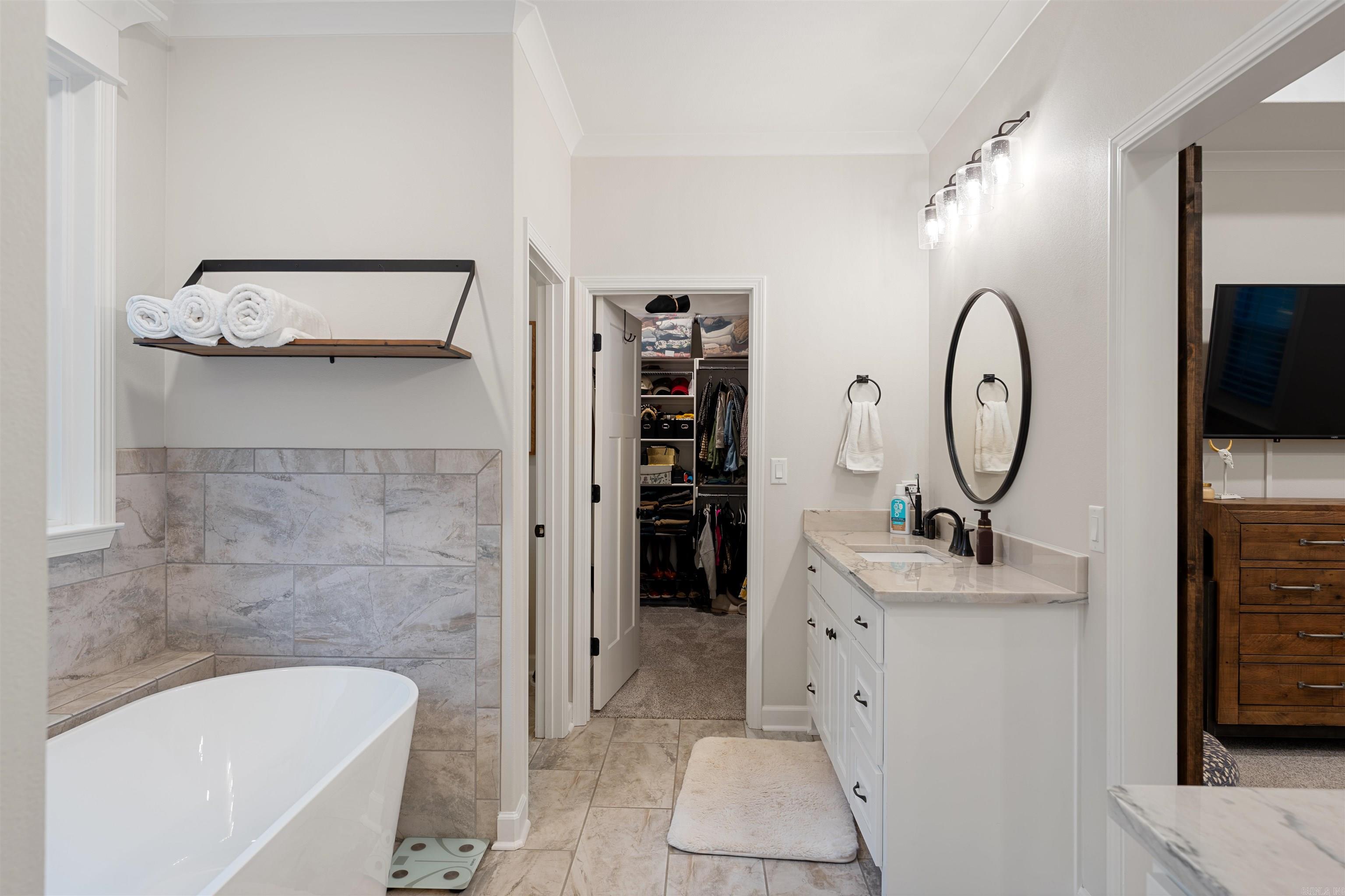 1004 Dawson's Pointe Avenue Bryant, AR 72022