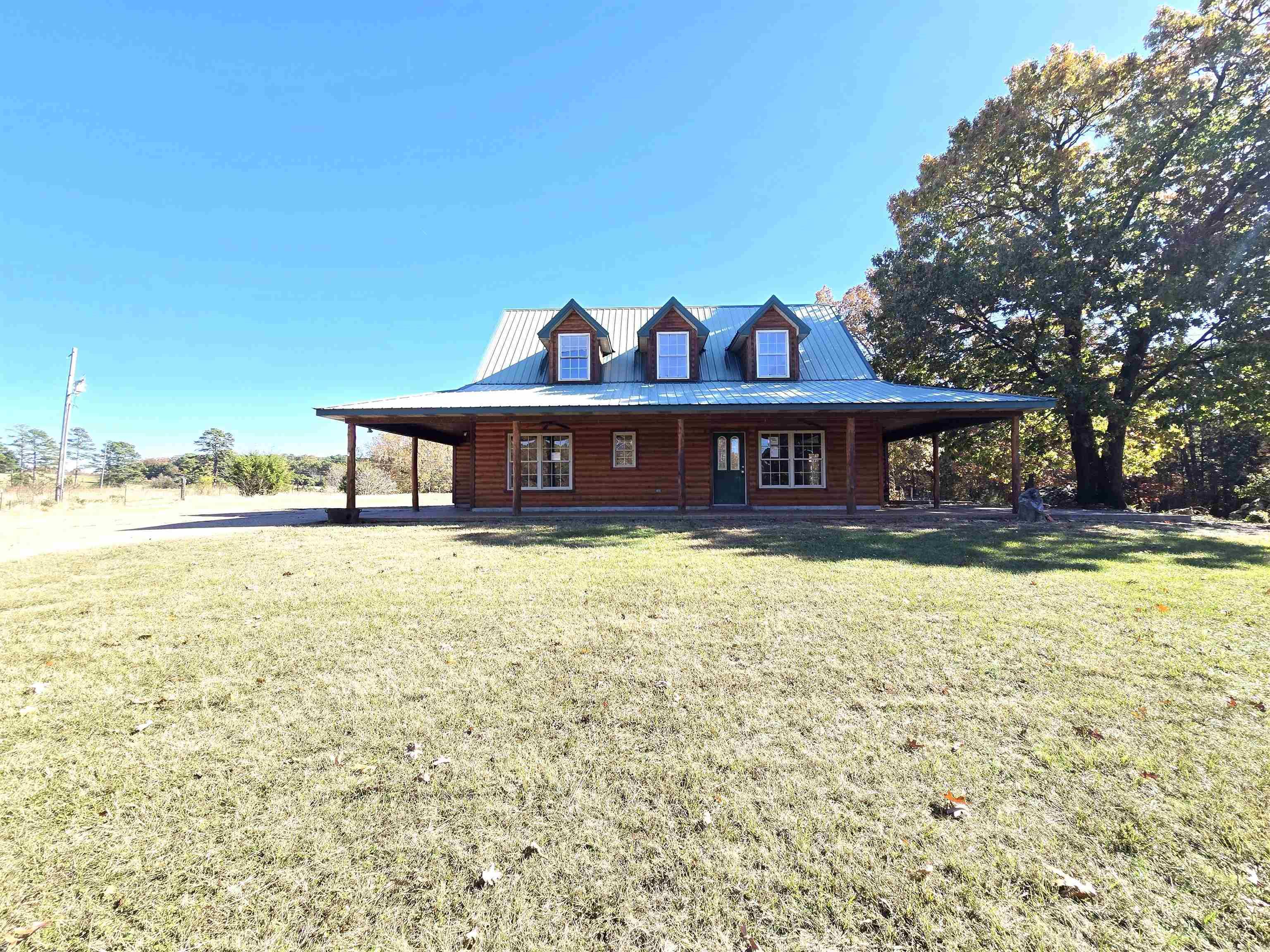 371 Mountain Trail Road Shirley, AR 72153