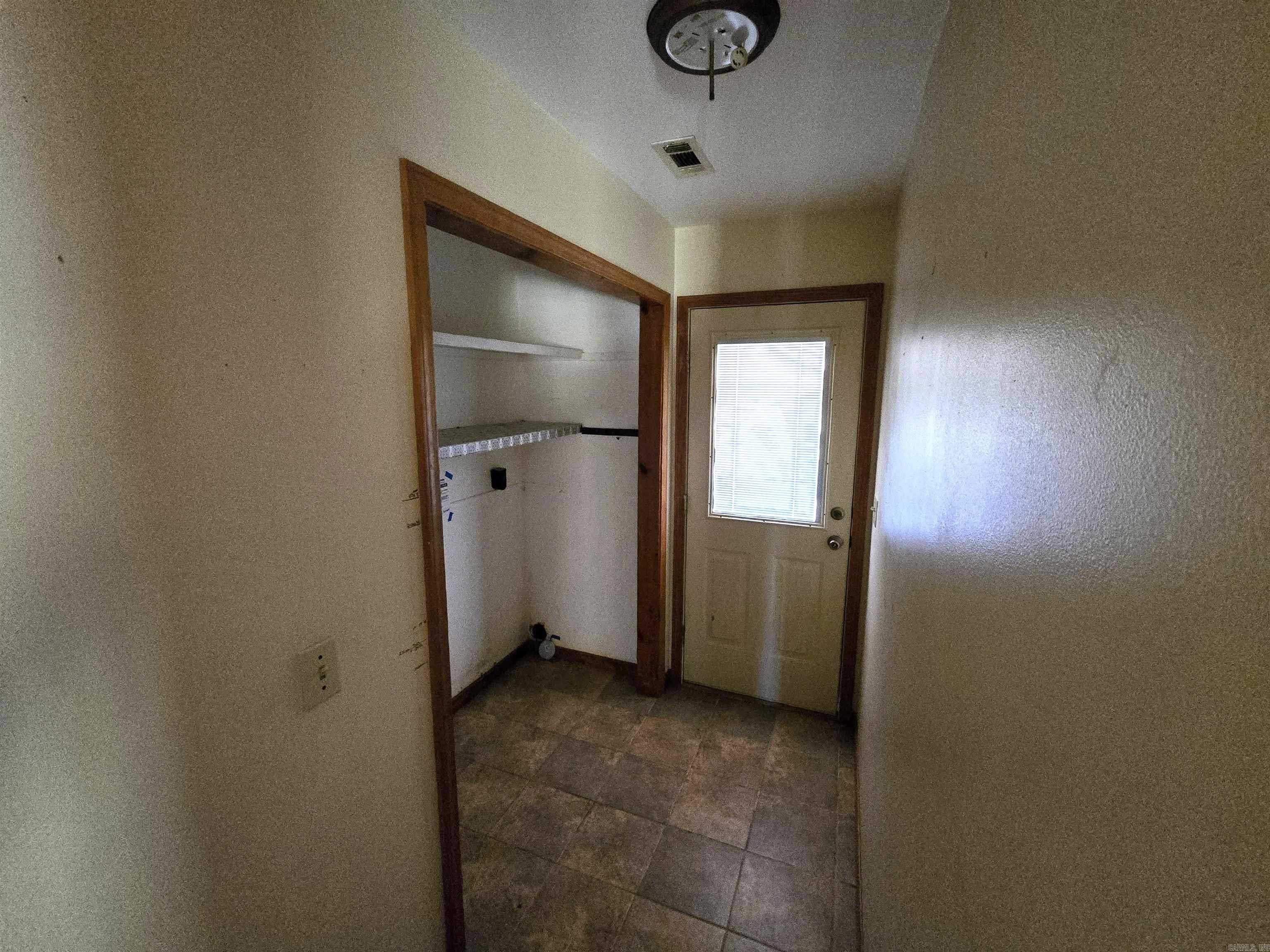 371 Mountain Trail Road Shirley, AR 72153