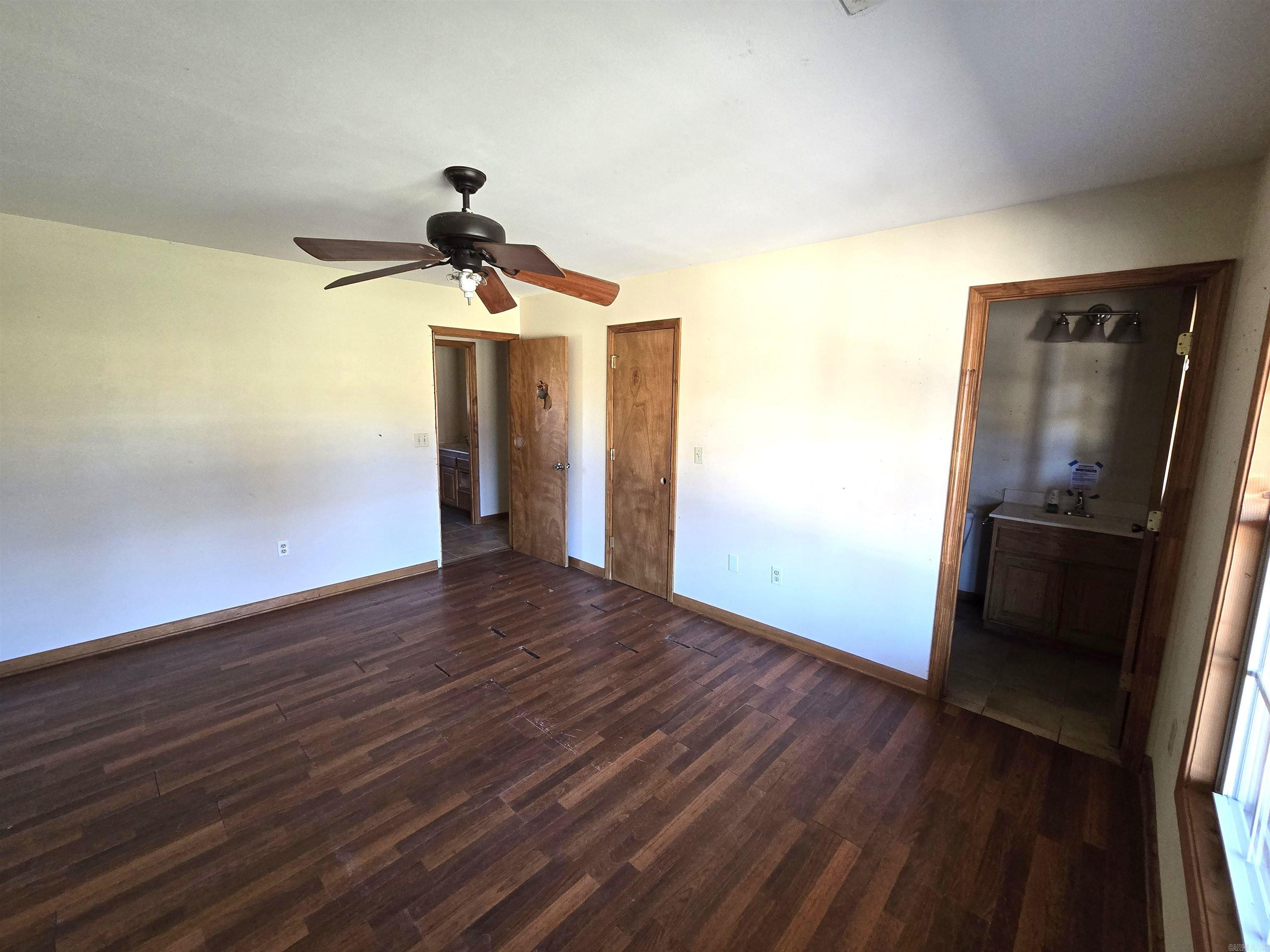 371 Mountain Trail Road Shirley, AR 72153