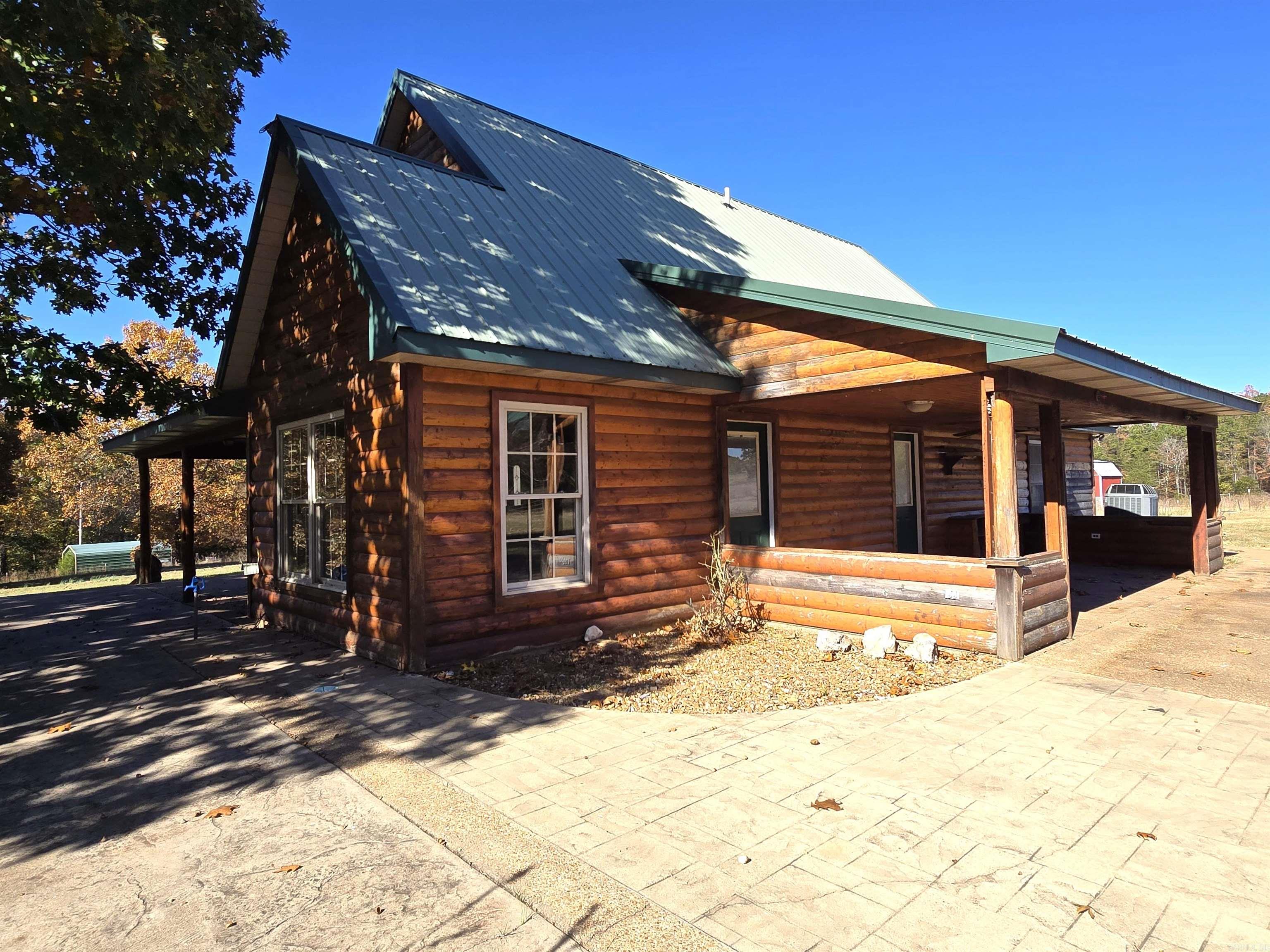 371 Mountain Trail Road Shirley, AR 72153