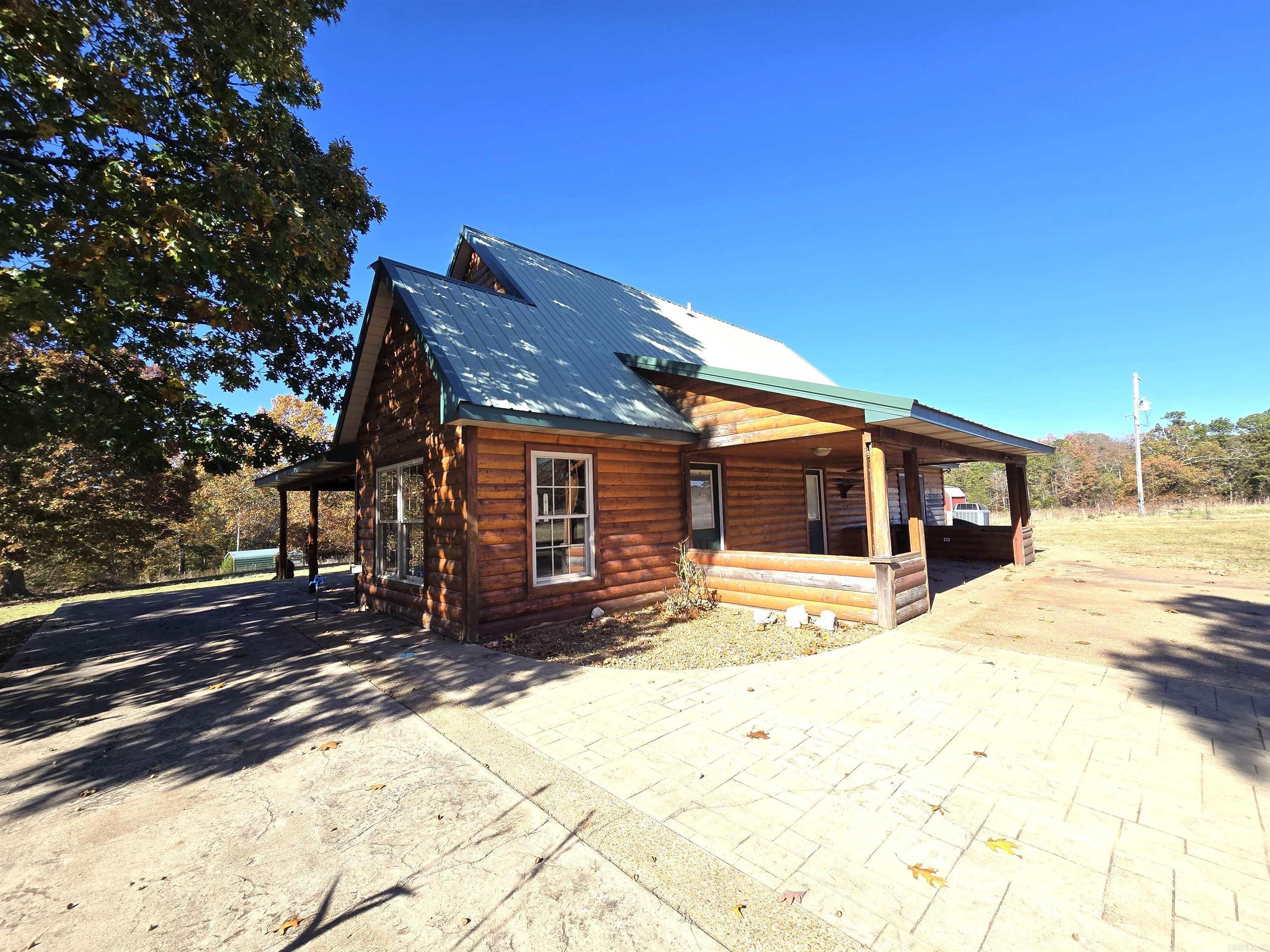 371 Mountain Trail Road Shirley, AR 72153