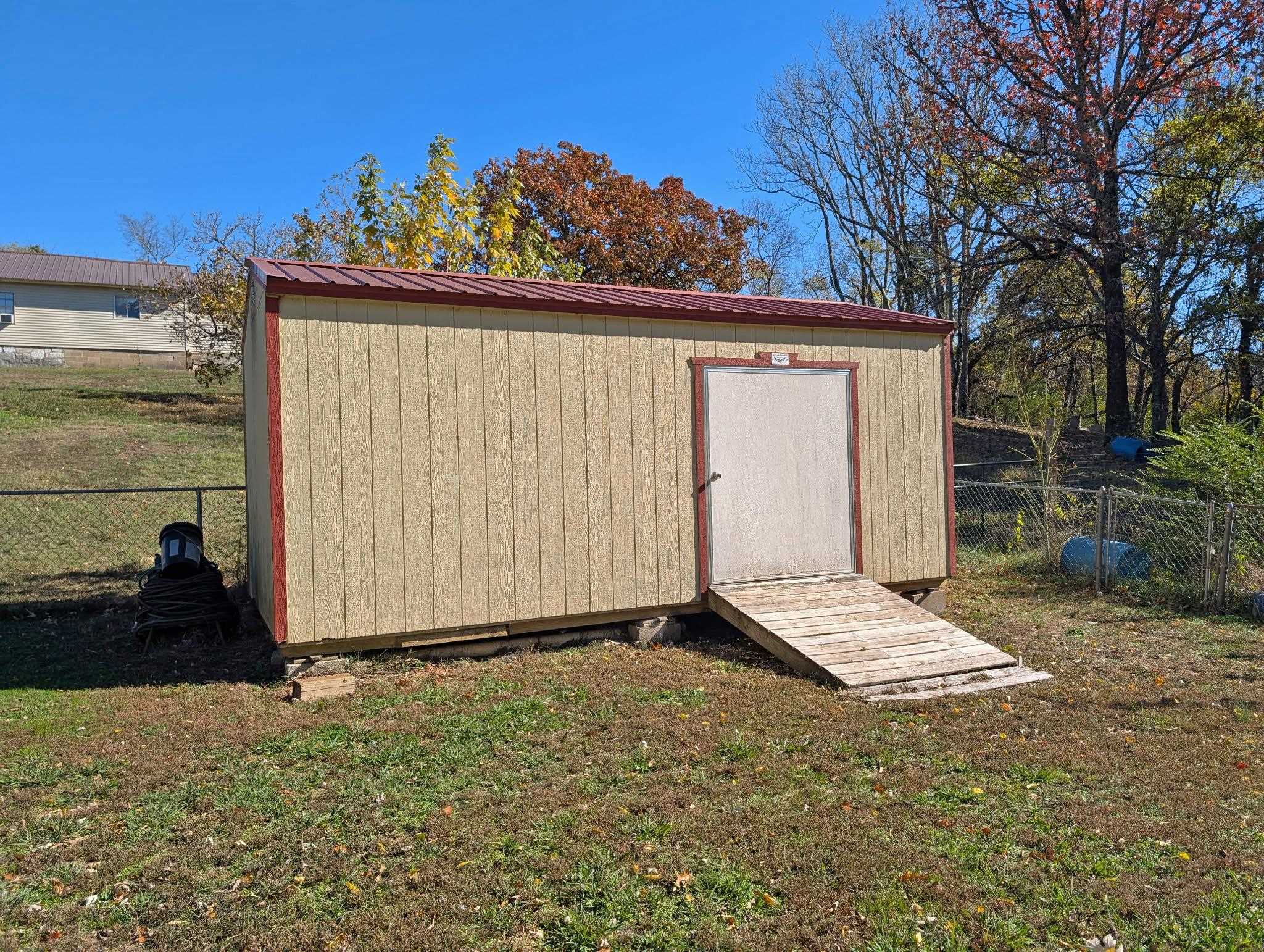 80 E South  Cushman, AR