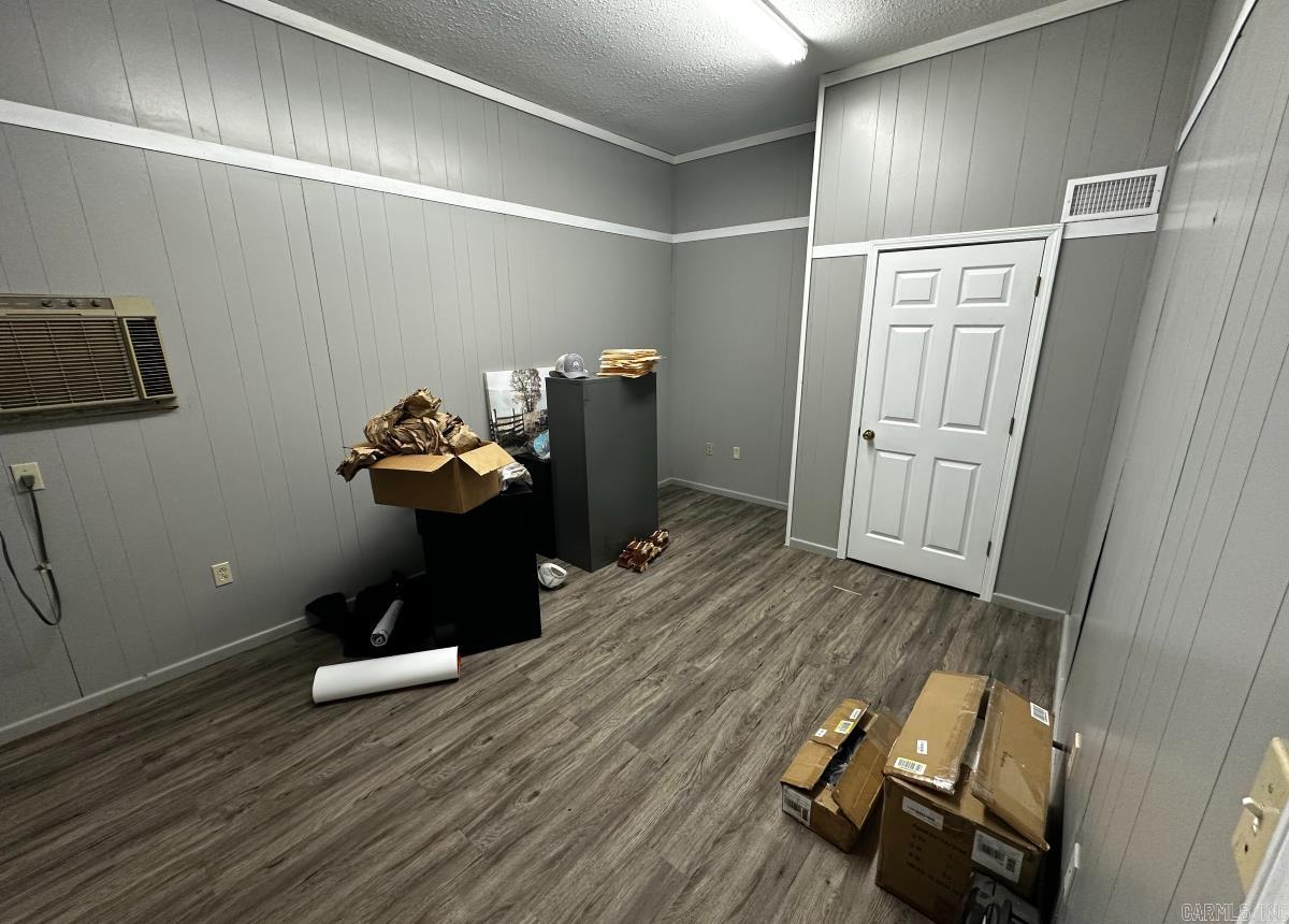 1409 E Main  Mountain View, AR