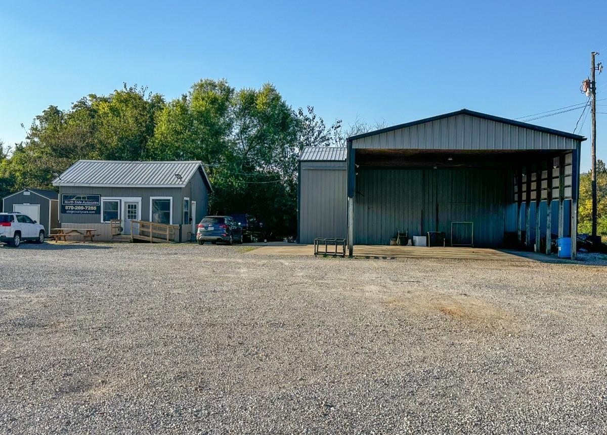 1409 E Main  Mountain View, AR