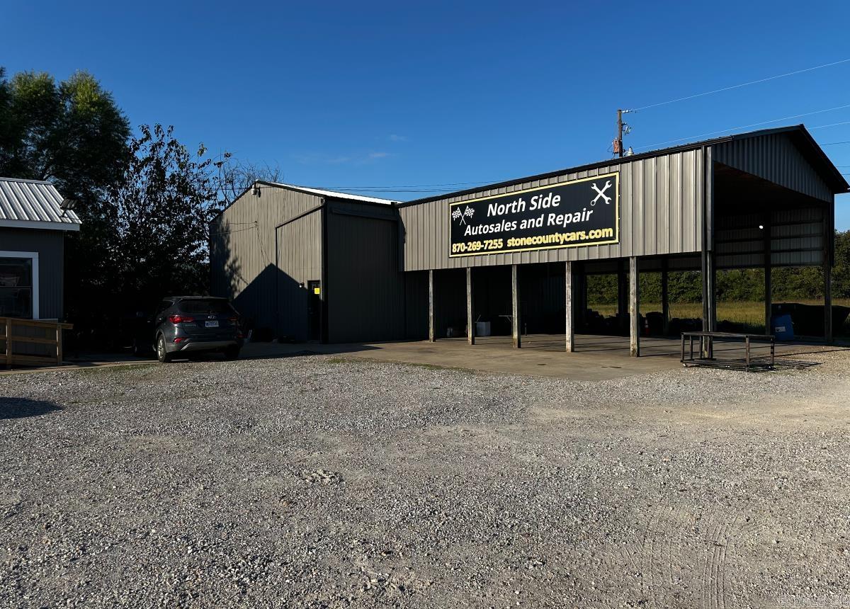 1409 E Main  Mountain View, AR