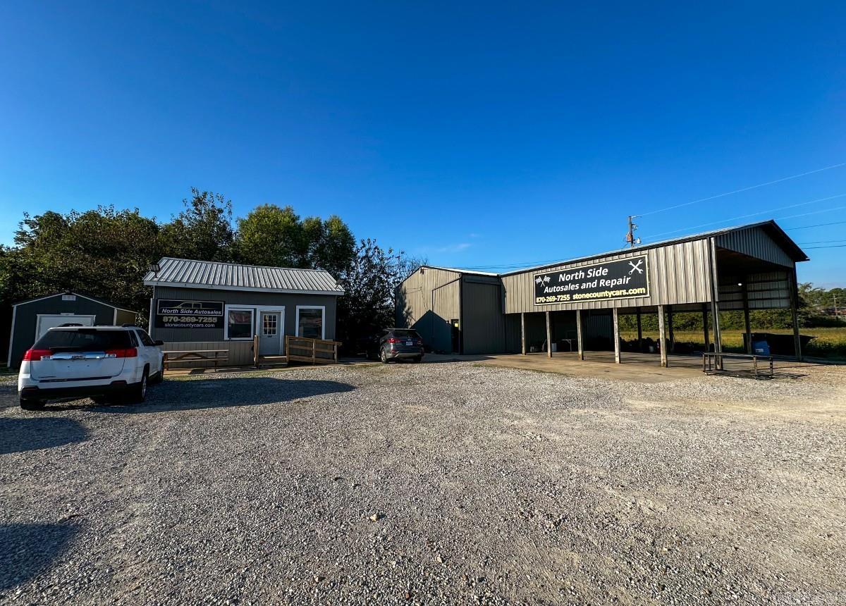 1409 E Main  Mountain View, AR