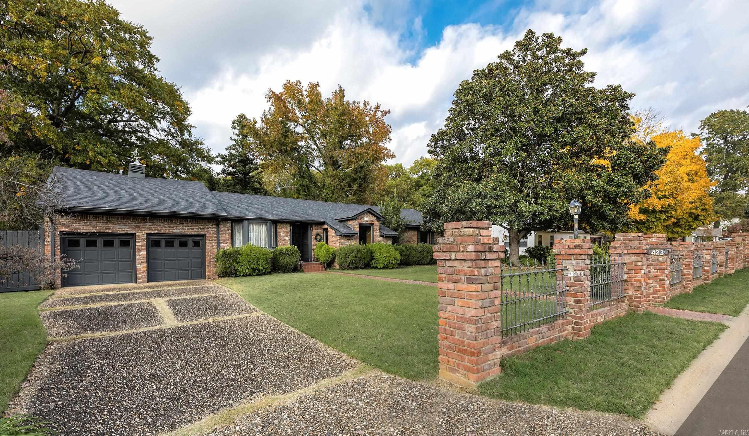 423 W Narroway  Benton, AR