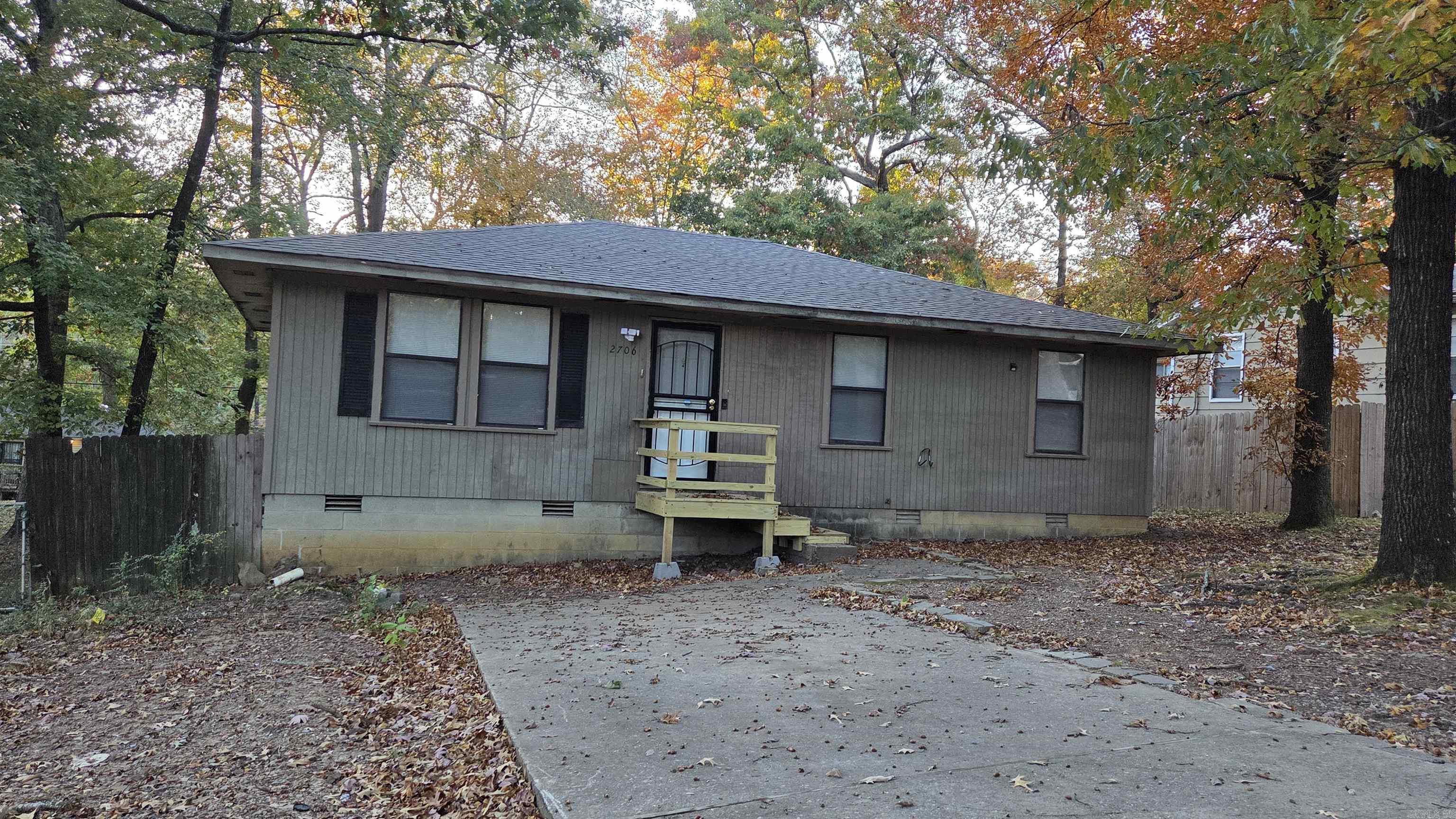 2706 Longcoy  Little Rock, AR