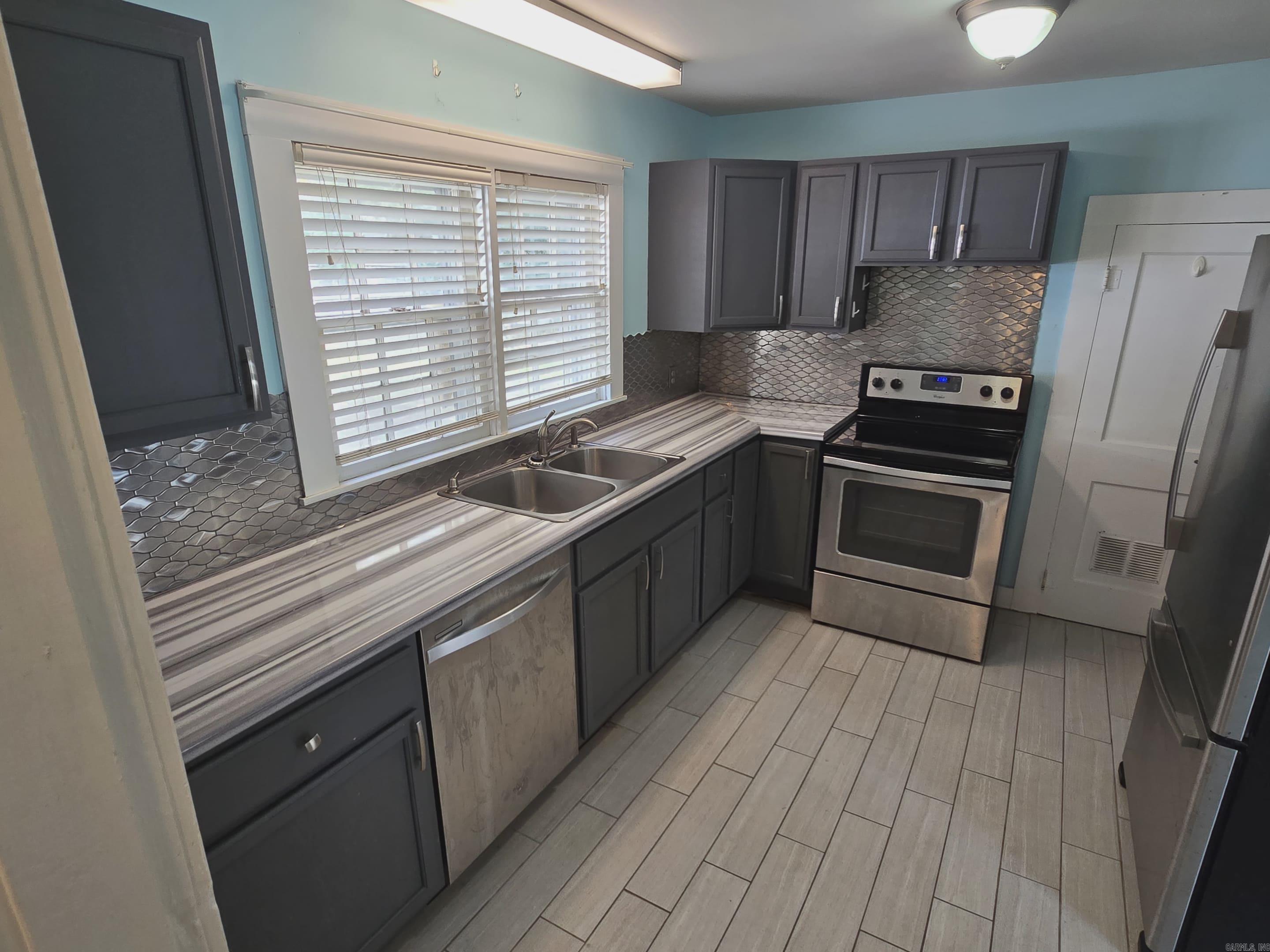 807 W Thompson  Paragould, AR