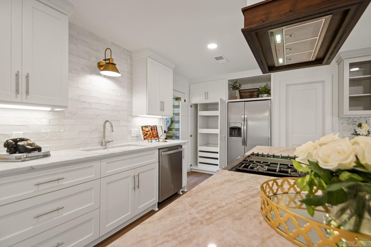 10600 Crestdale Lane  Little Rock, AR