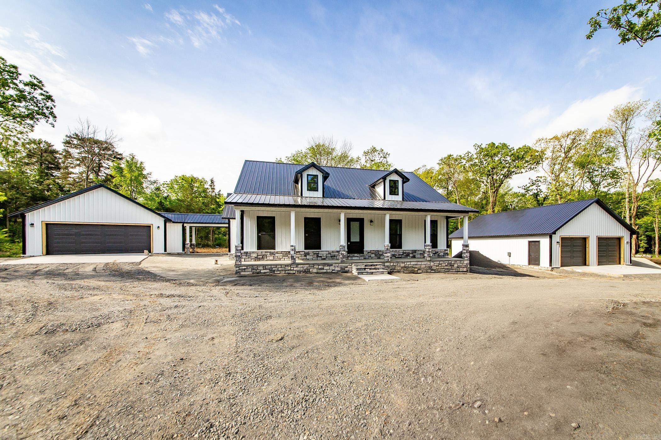 125 Red Fox Greers Ferry, AR 72067