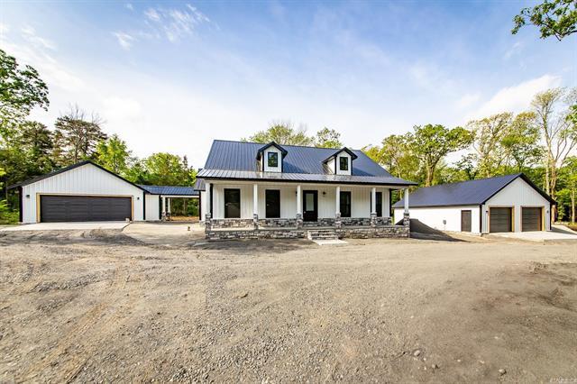 125  Red Fox  Greers Ferry, AR