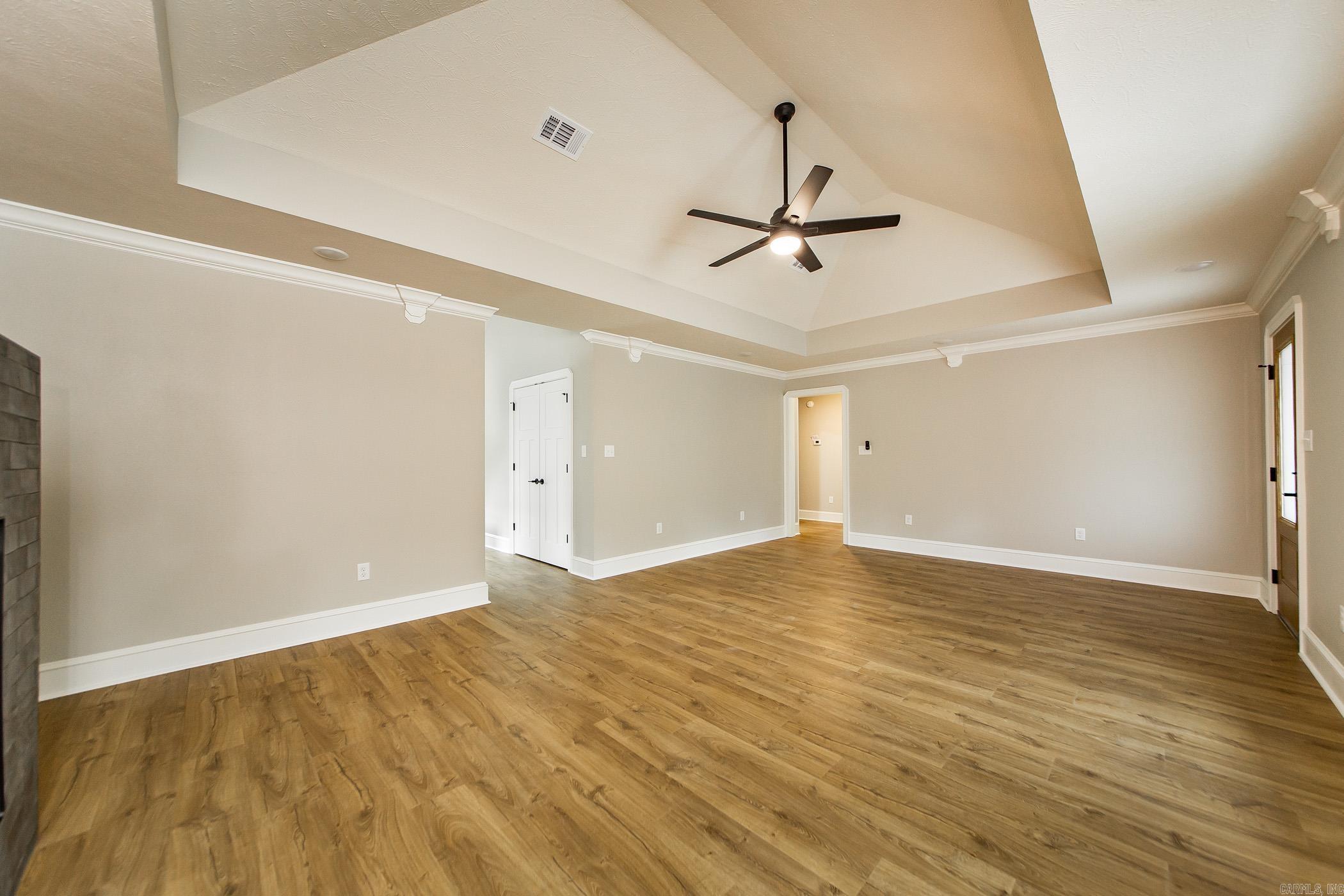 125 Red Fox Greers Ferry, AR 72067