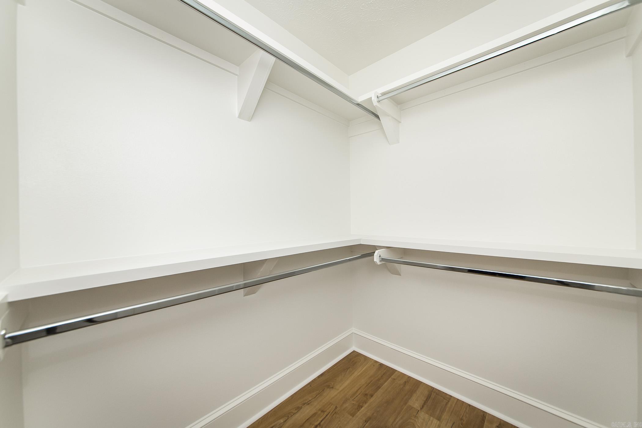 125 Red Fox Greers Ferry, AR 72067