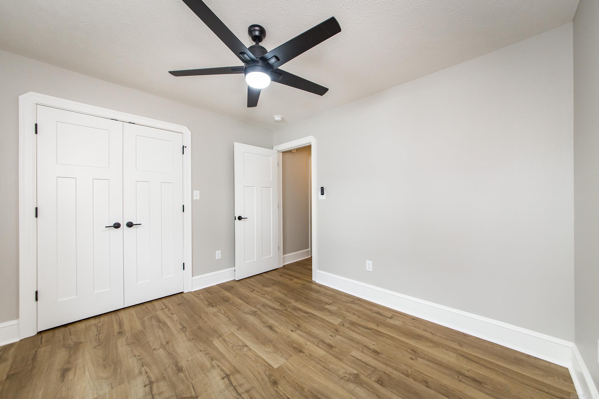 125 Red Fox Greers Ferry, AR 72067