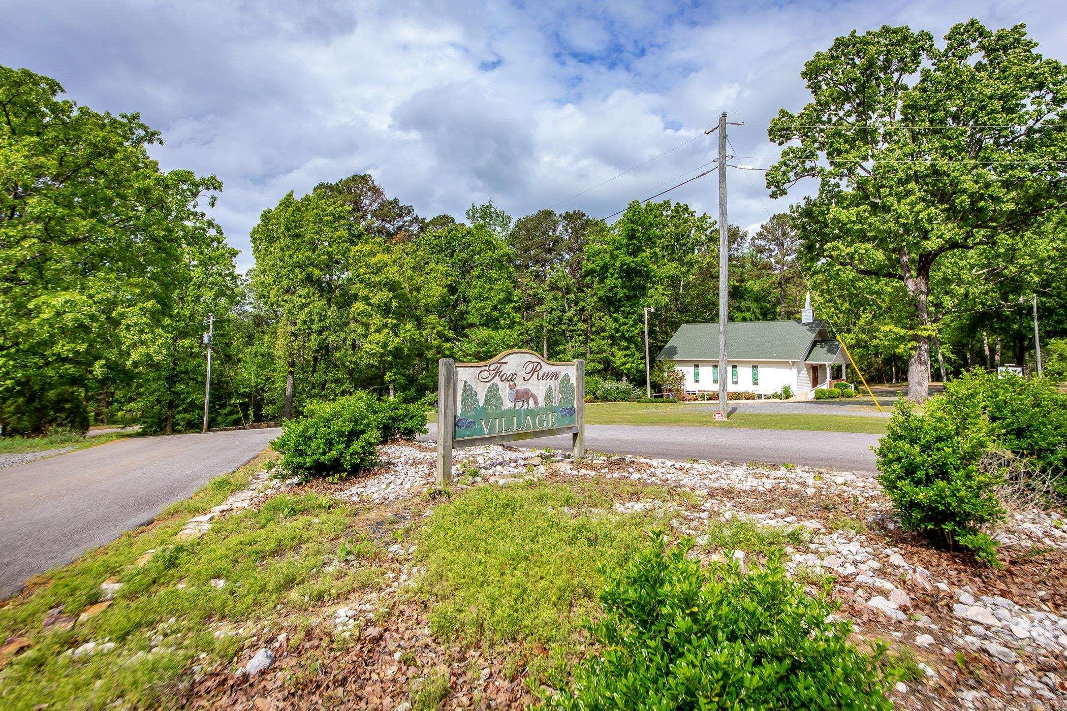 125 Red Fox Greers Ferry, AR 72067