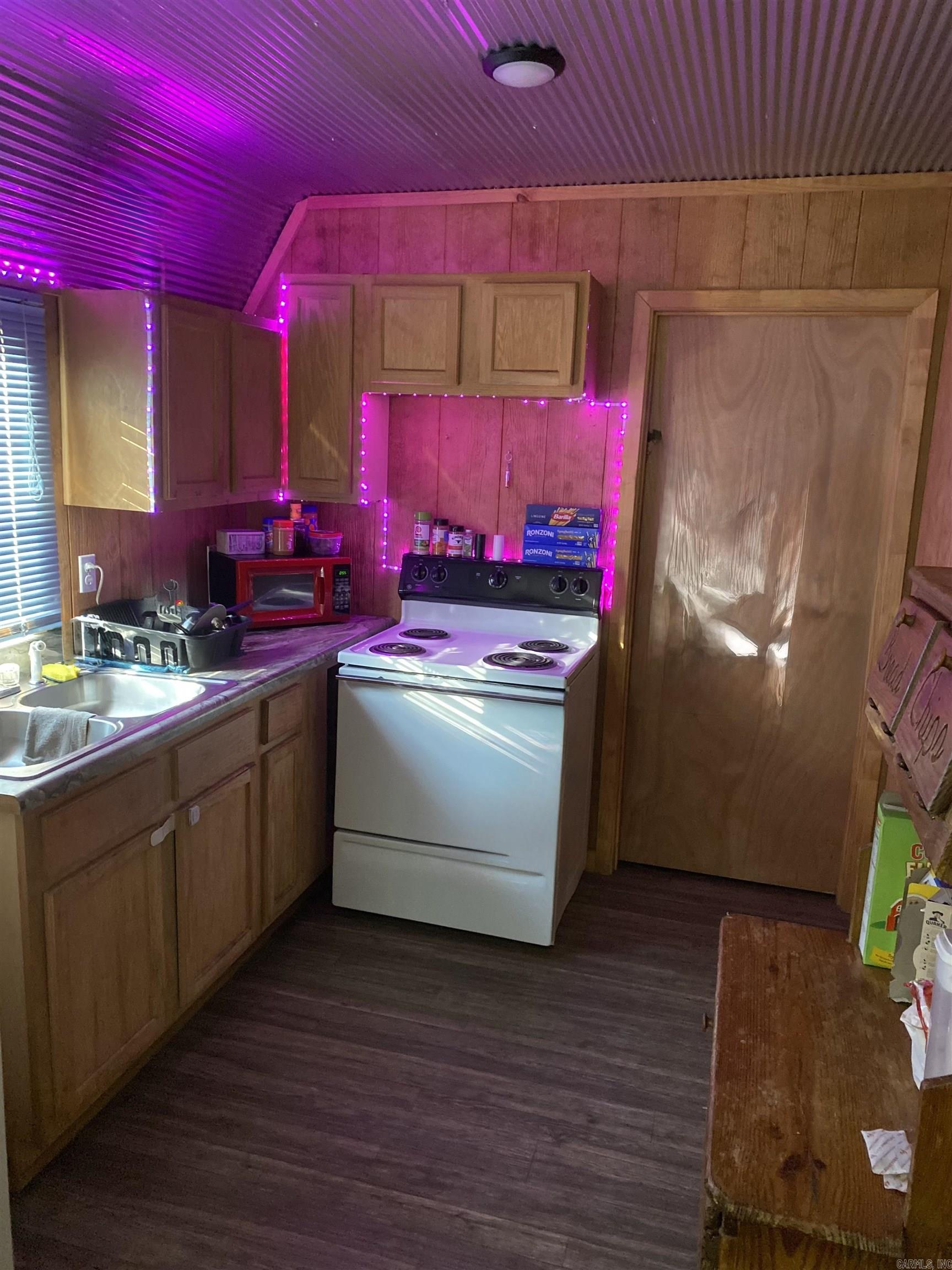 124 W College, A & B  Monticello, AR