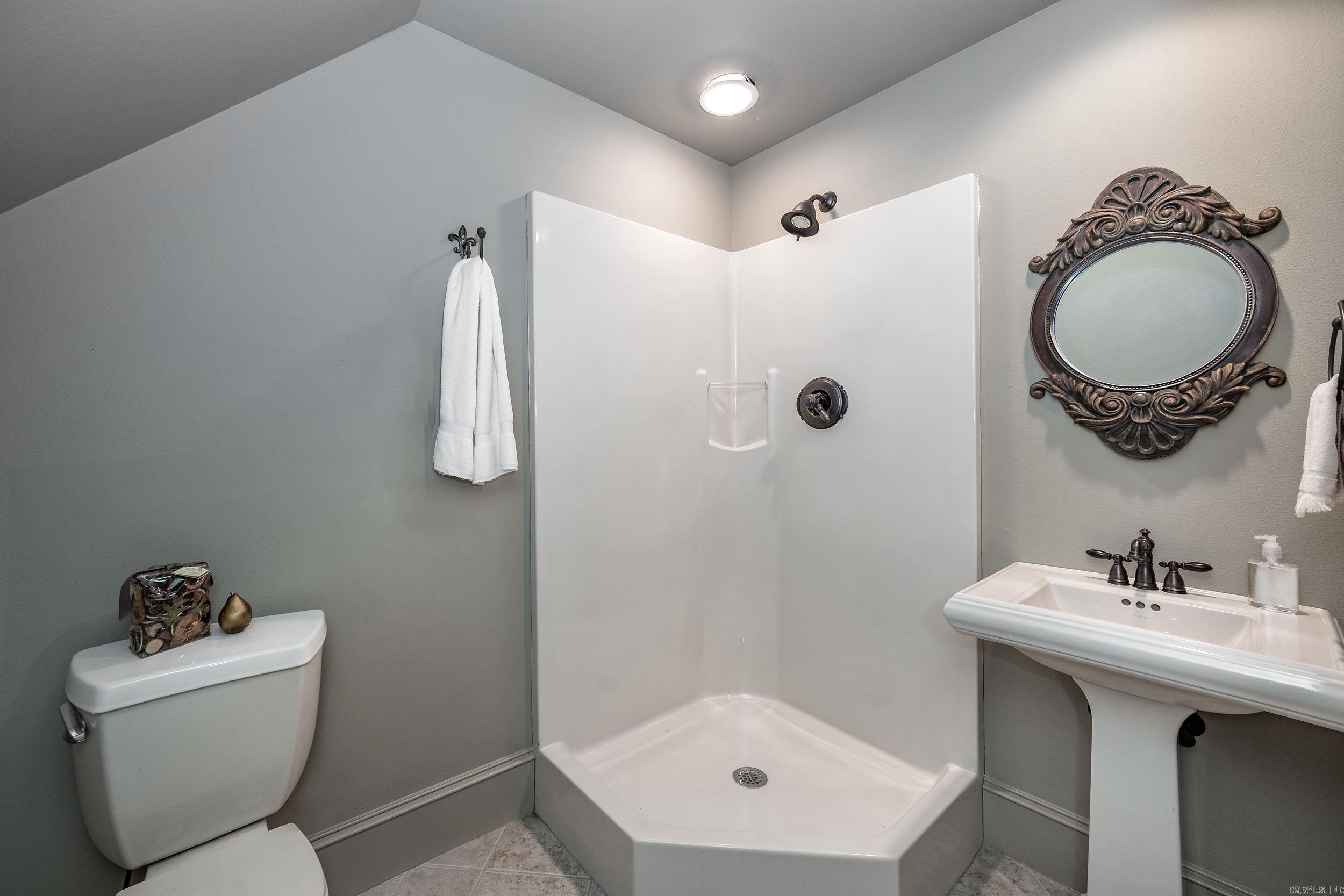 12 Cobblestone Way Little Rock, AR 72223