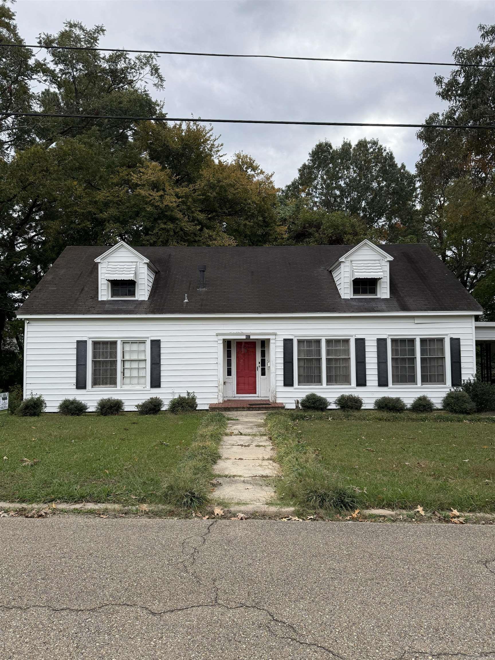 403 W Union  Monticello, AR