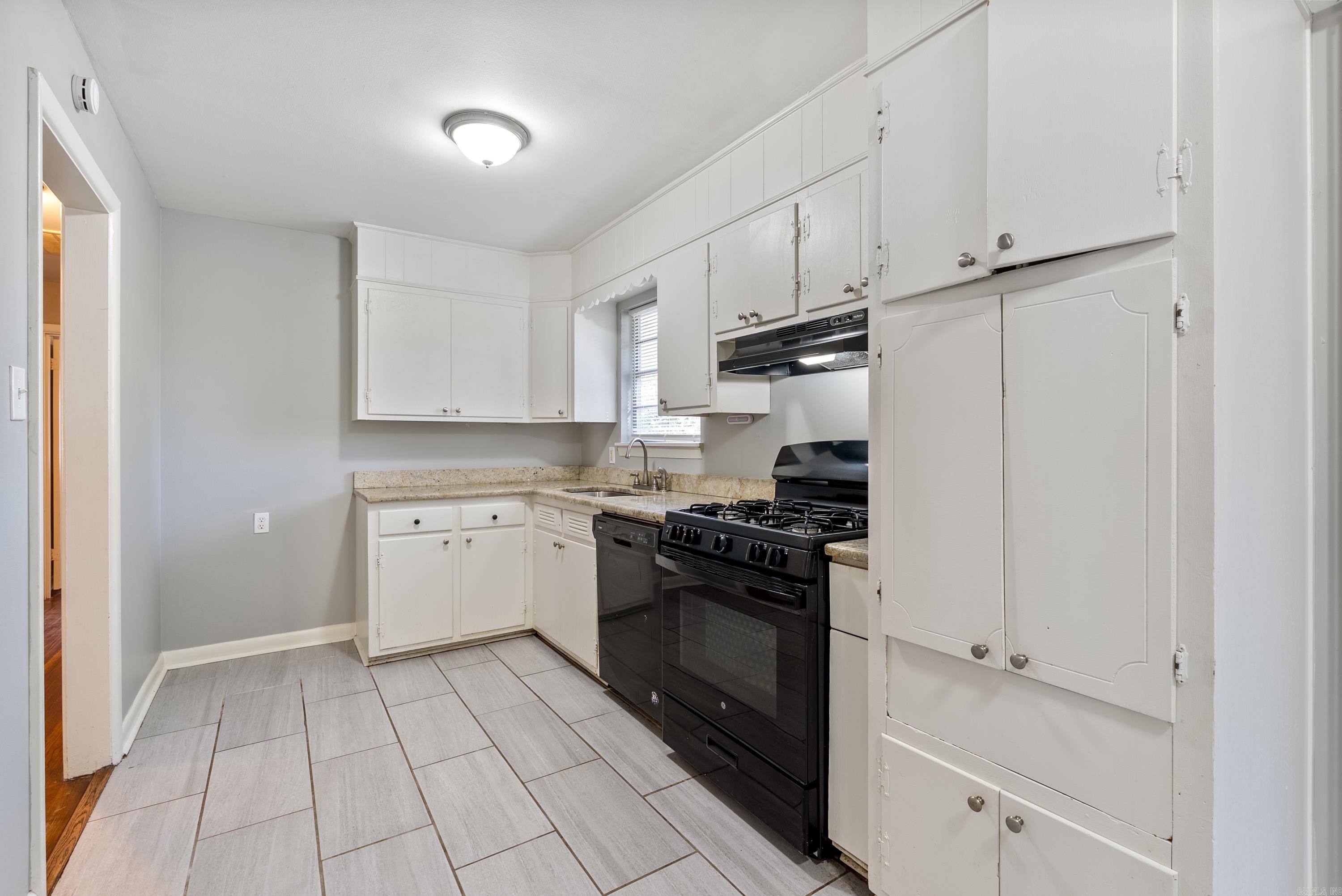 105 Lancaster Rd  Little Rock, AR