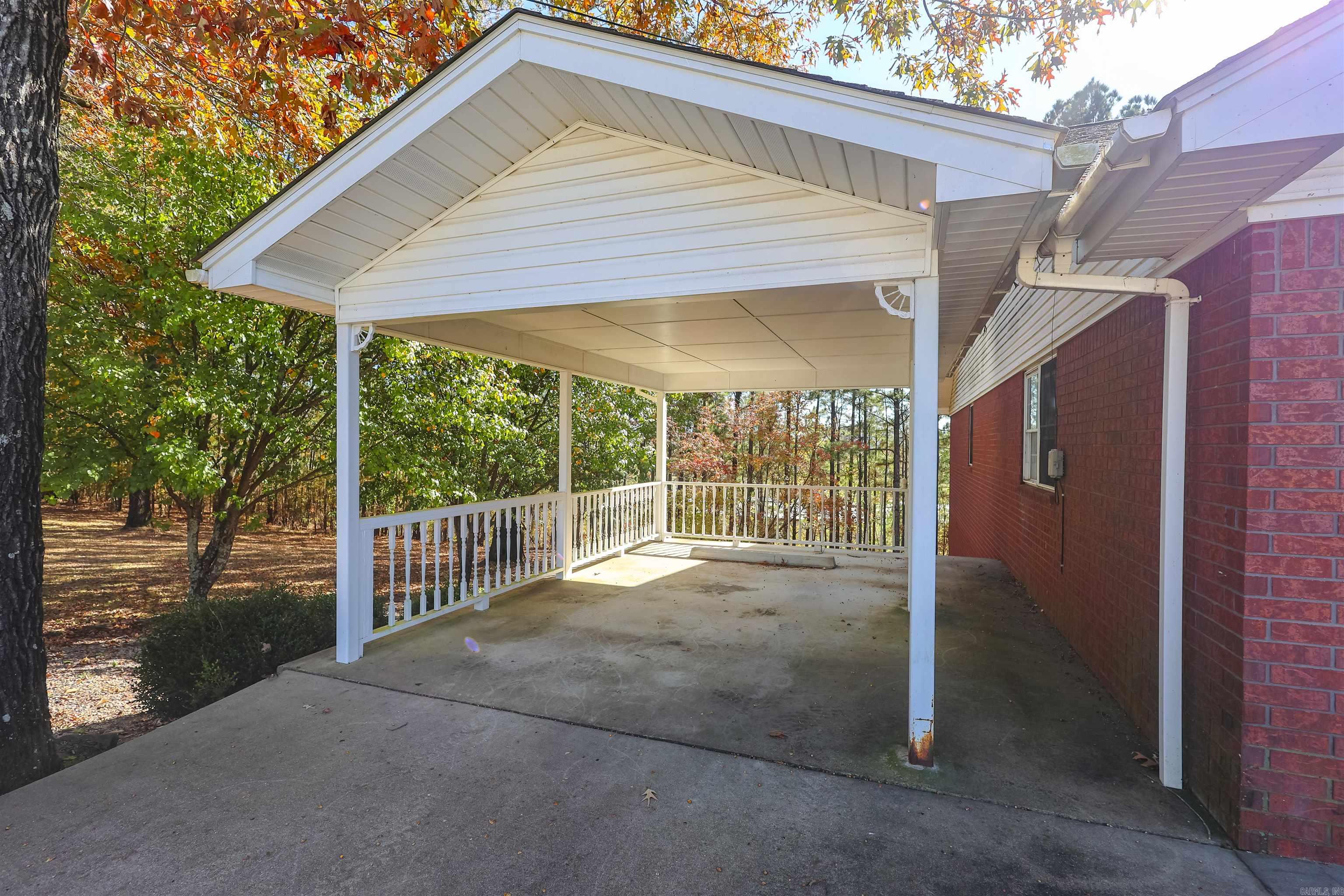 221 Perry  Glenwood, AR