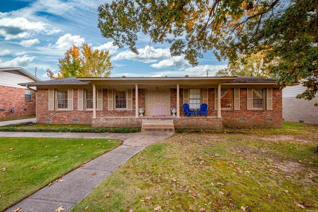 623  Choctaw Circle  Little Rock, AR