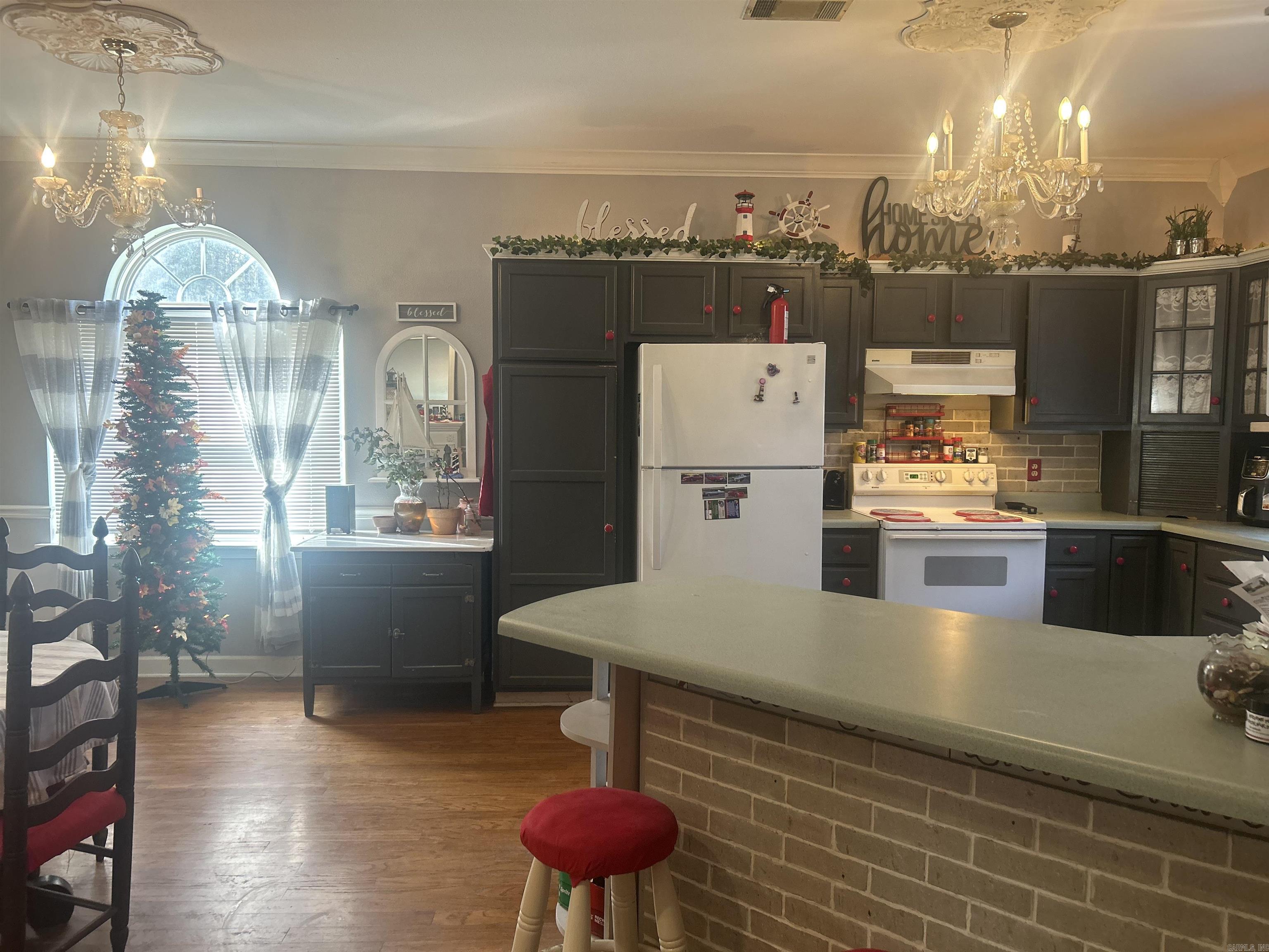 12398 270  Malvern, AR