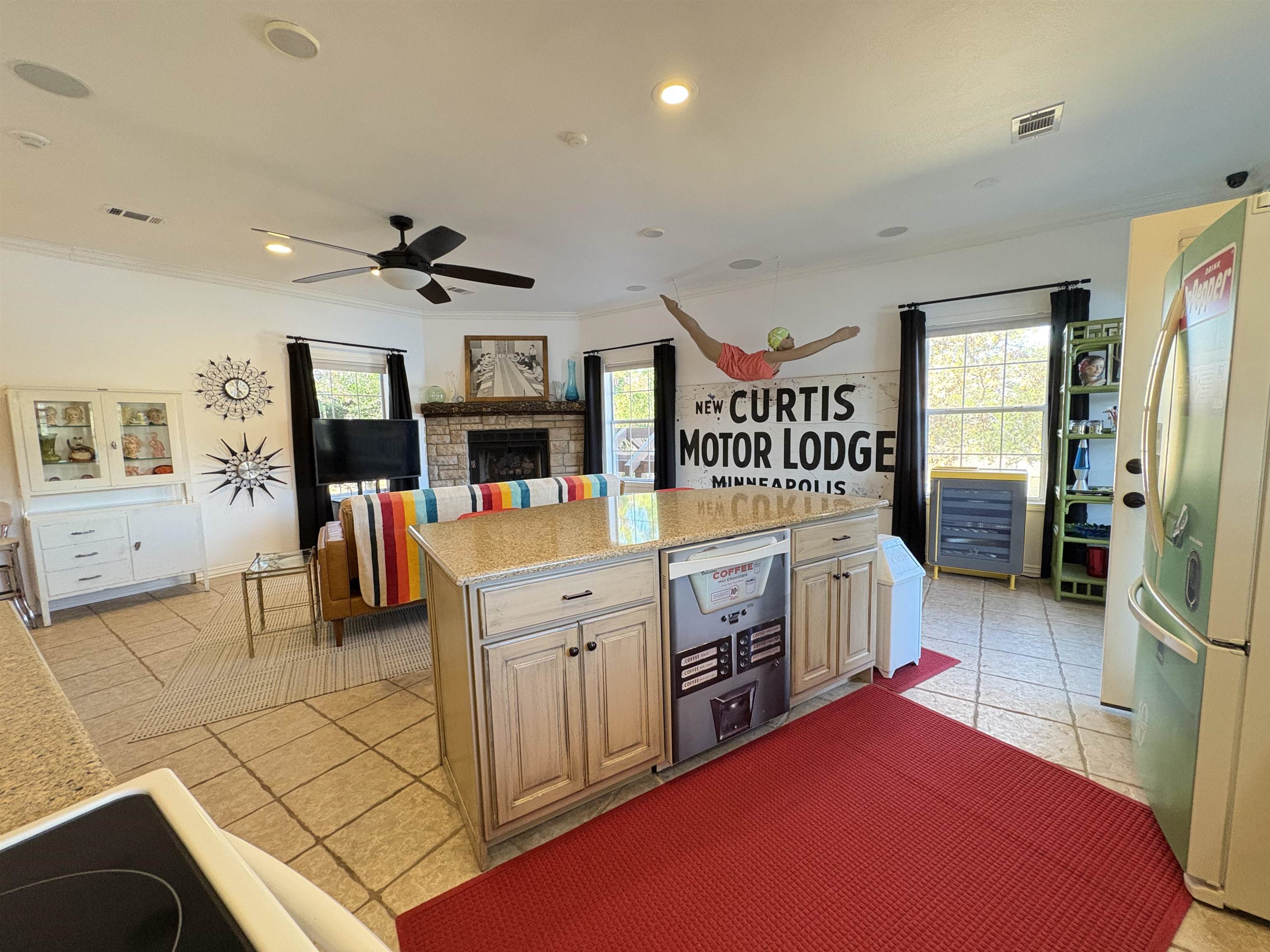 1 W Lakeshore  Cherokee Village, AR