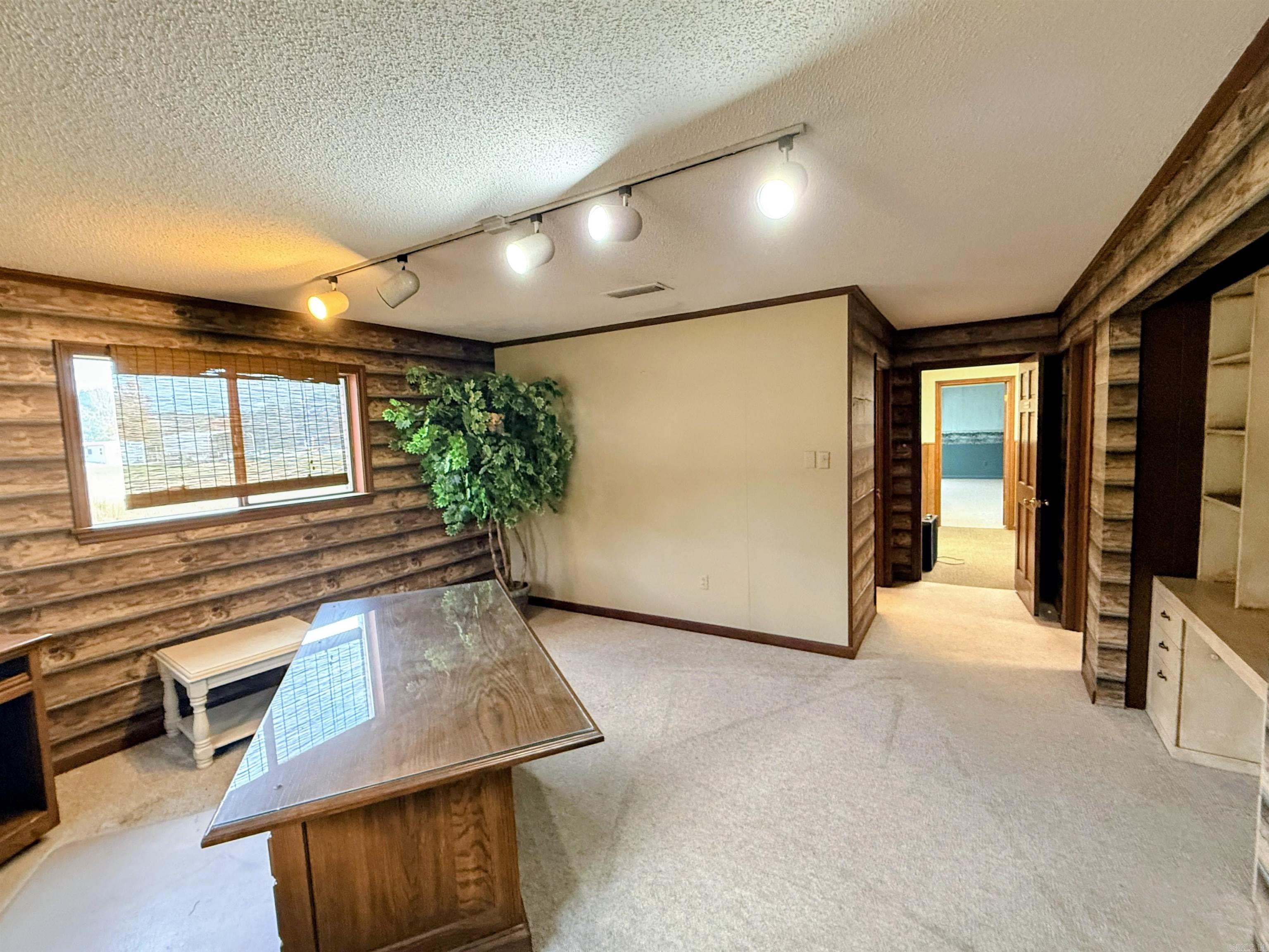 1250 Cash Rd.  Camden, AR