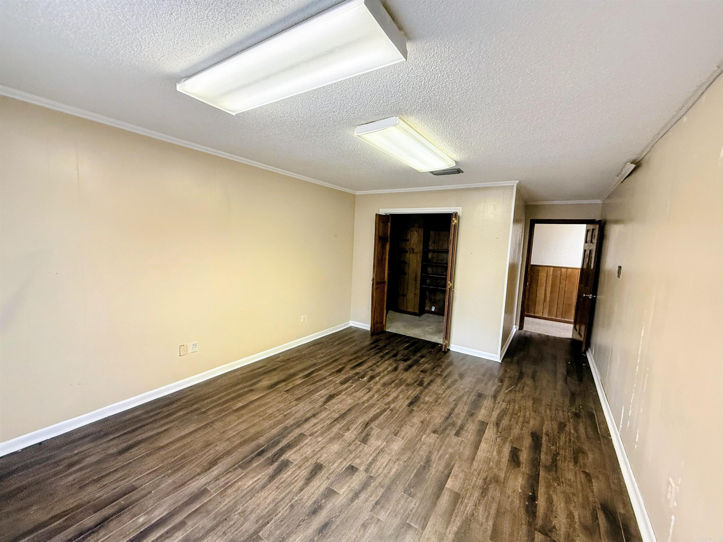 1250 Cash Rd.  Camden, AR