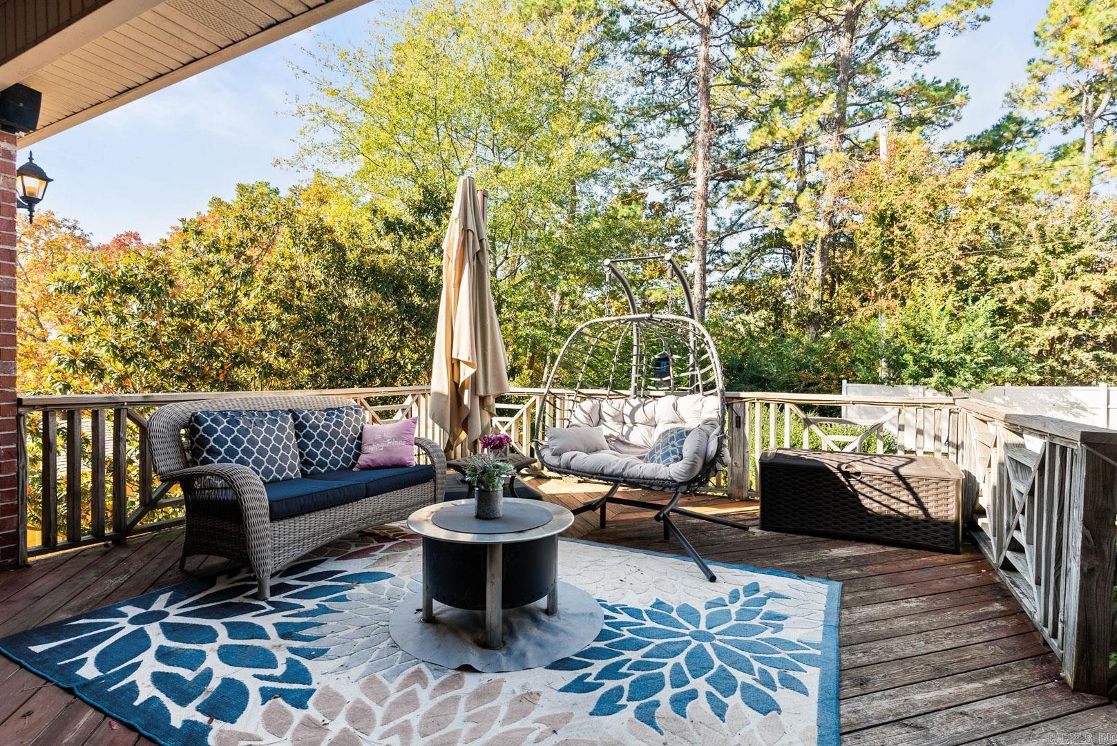 4214 Stoneview Court Little Rock, AR 72212