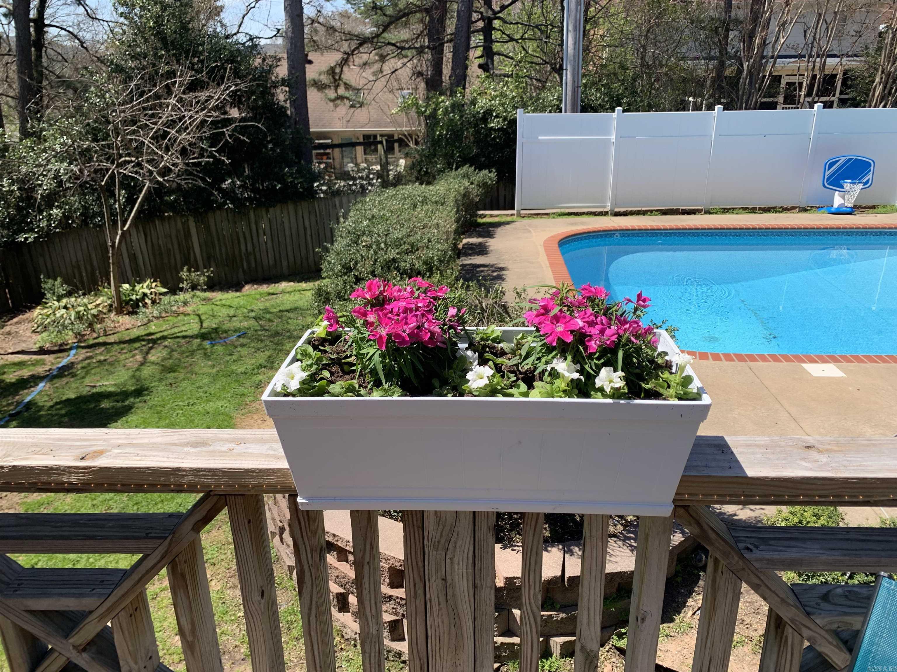 4214 Stoneview Court Little Rock, AR 72212