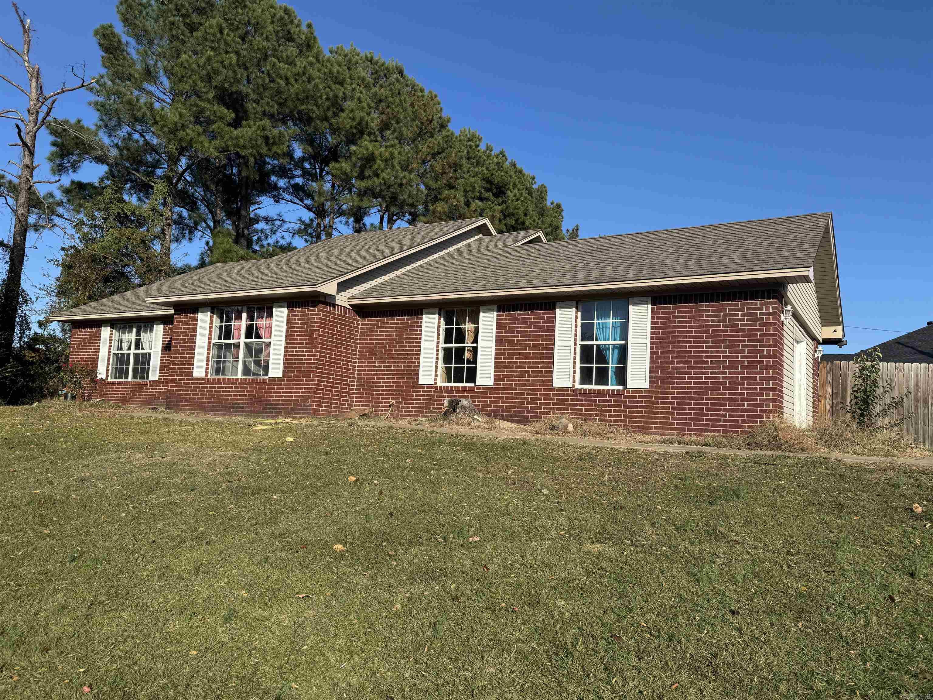 2097 N Highway 21  Clarksville, AR